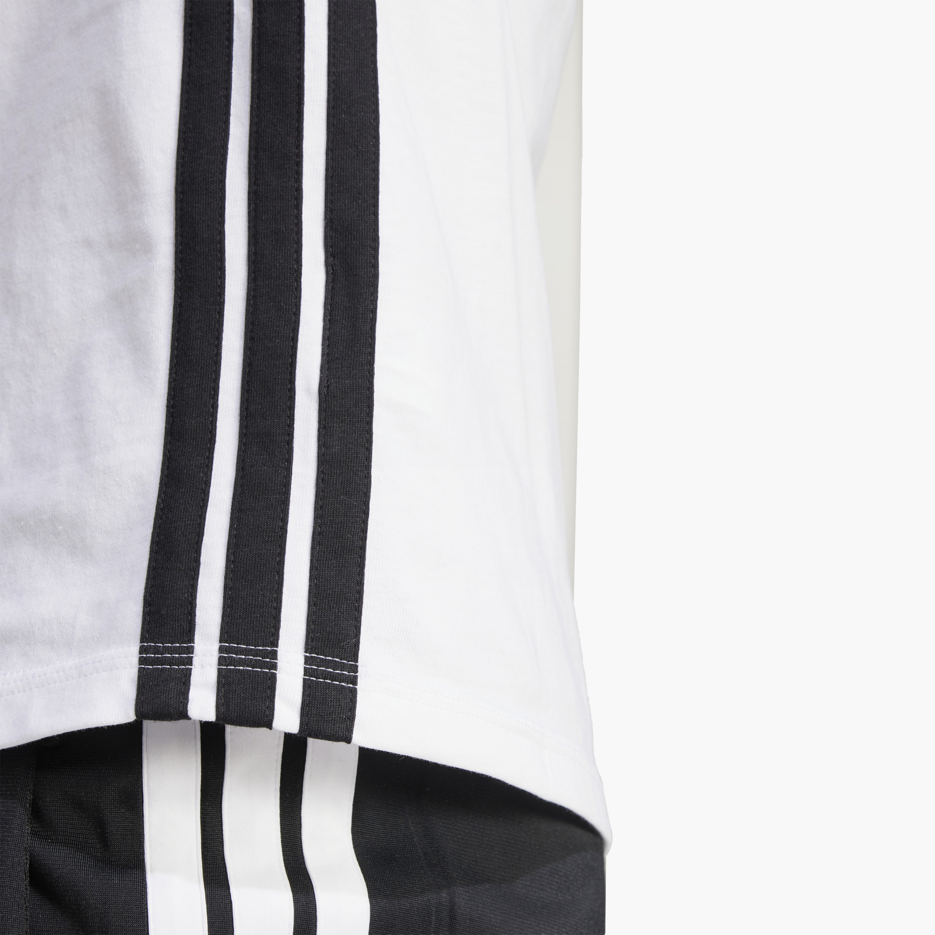 أديداس - تي شيرت رياضي أساسي بثلاثة خطوط - للنساء-sports-women-clothing-tshirtsandvests-image-5