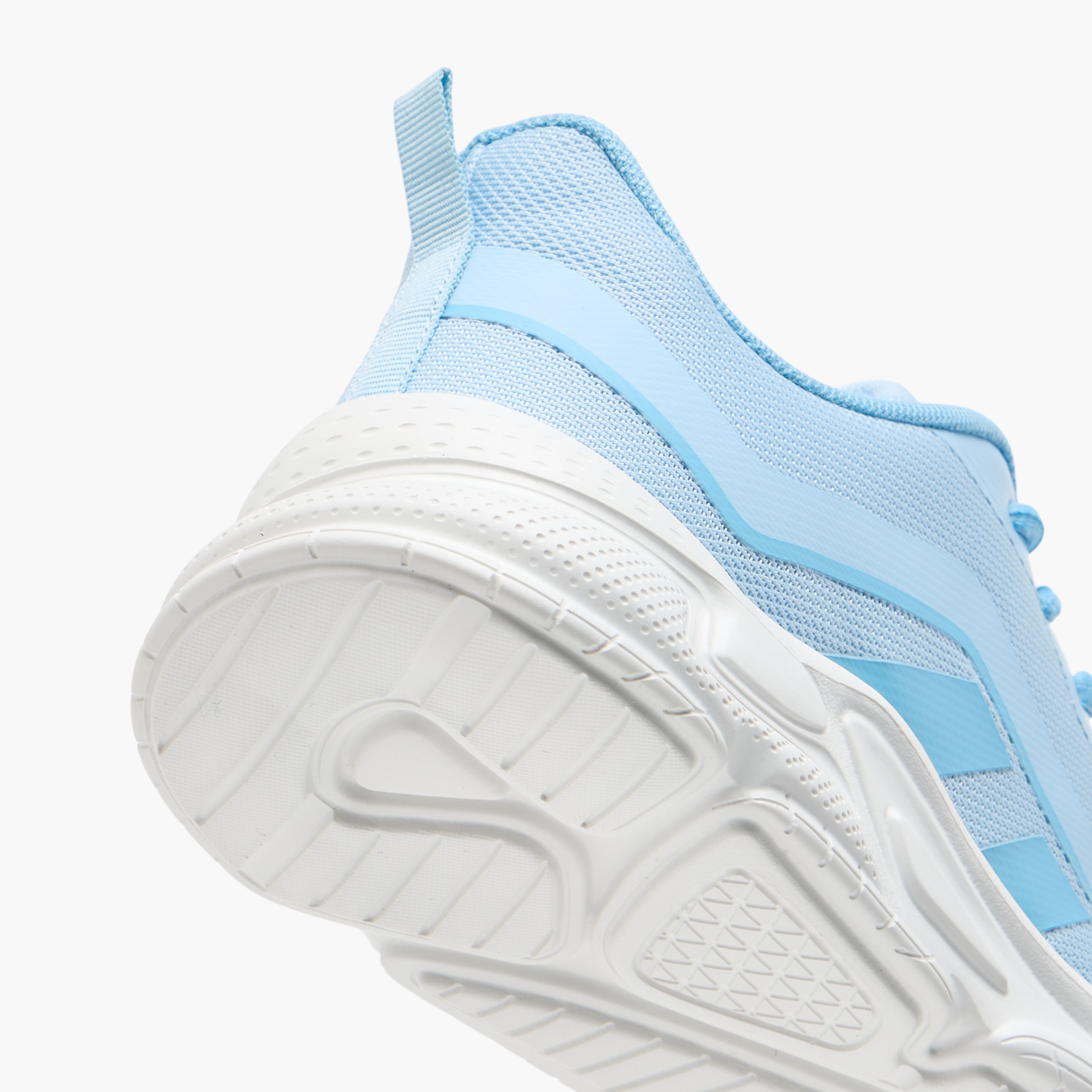 حذاء رياضي بارز الملمس بألسنة سحب من أوكلان من شو إكسبرس-sports-women-shoes-image-5