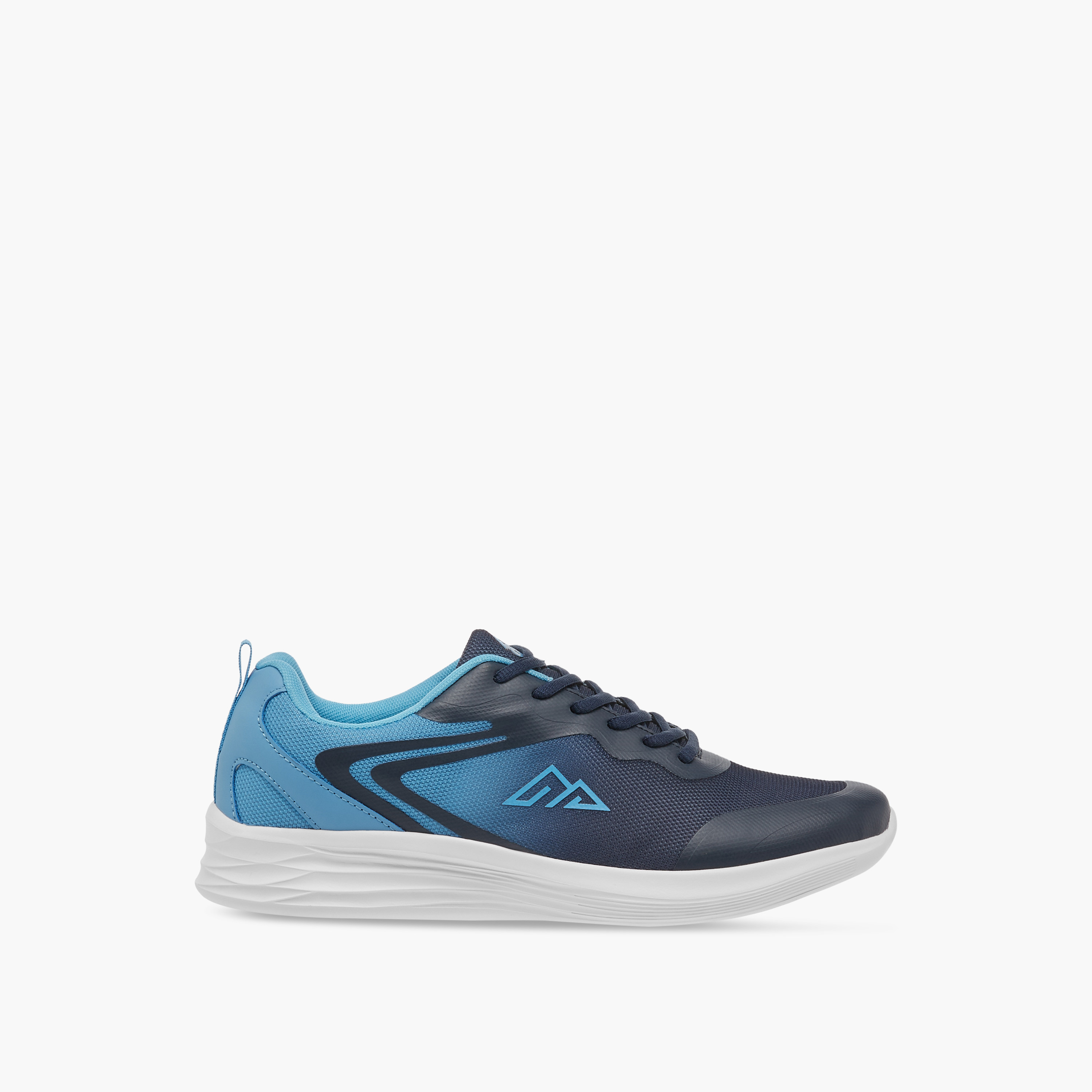 حذاء رياضي برباط وتفاصيل الشعار من أوكلان من شو إكسبرس-sports-men-shoes-image-3