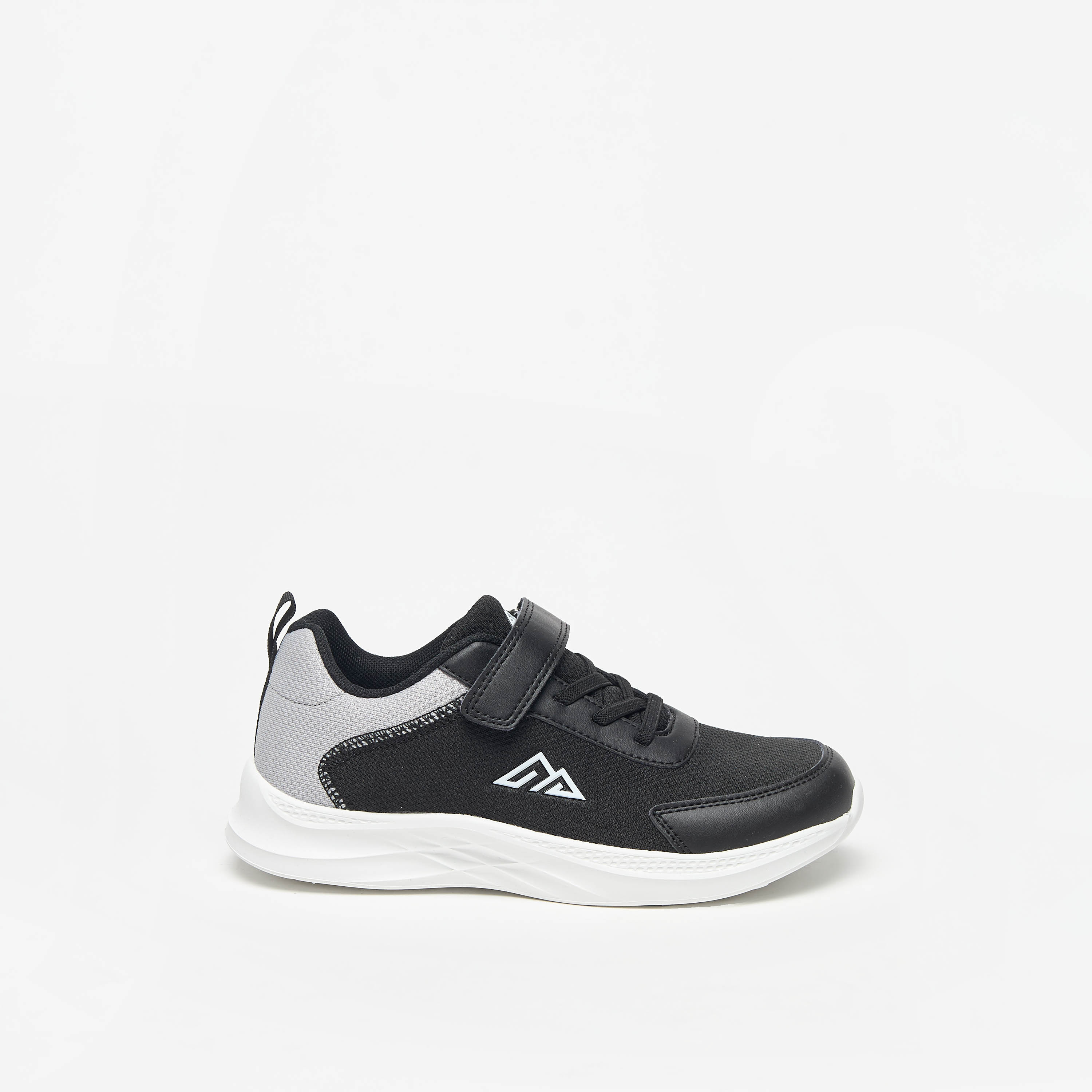 حذاء رياضي بألواح وشريط إغلاق من أوكلان من شو إكسبريس-sports-boys-shoes-image-3