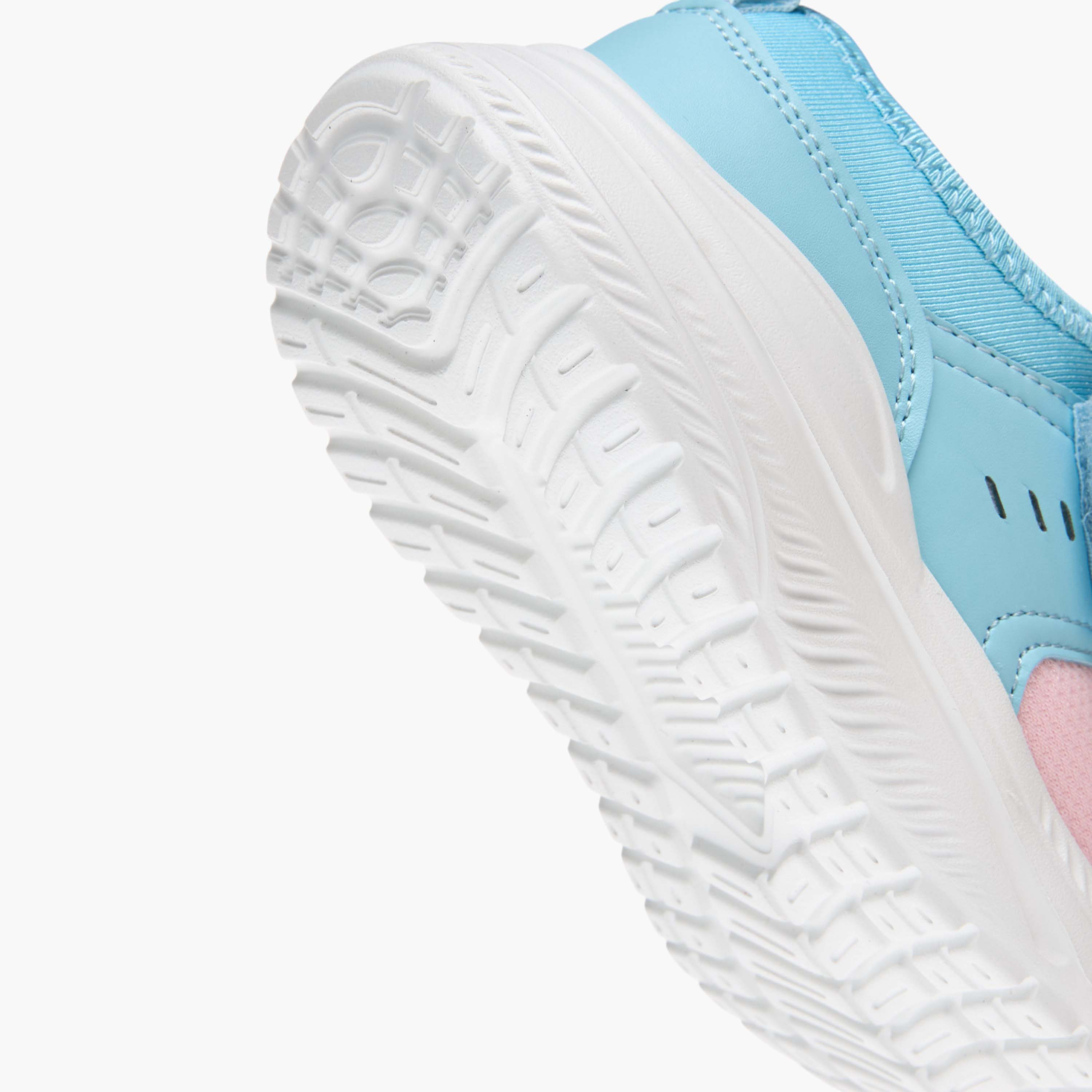 حذاء رياضي متعدد التصاميم بشريط إغلاق لاصق من أوكلان من شو إكسبرس-girls-shoes-sneakers-image-5