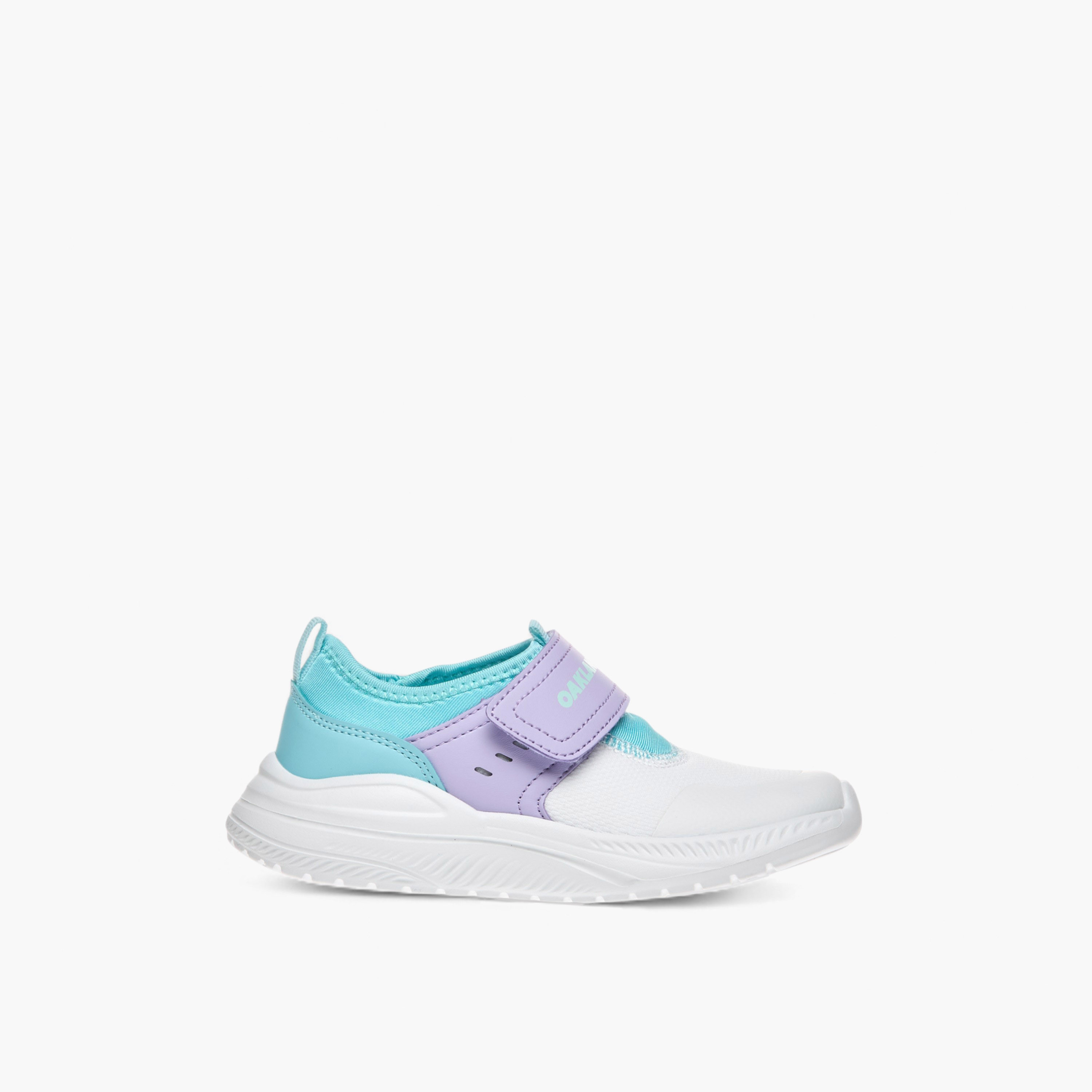 حذاء رياضي متعدد التصاميم بشريط إغلاق لاصق من أوكلان من شو إكسبرس-girls-shoes-sneakers-image-3