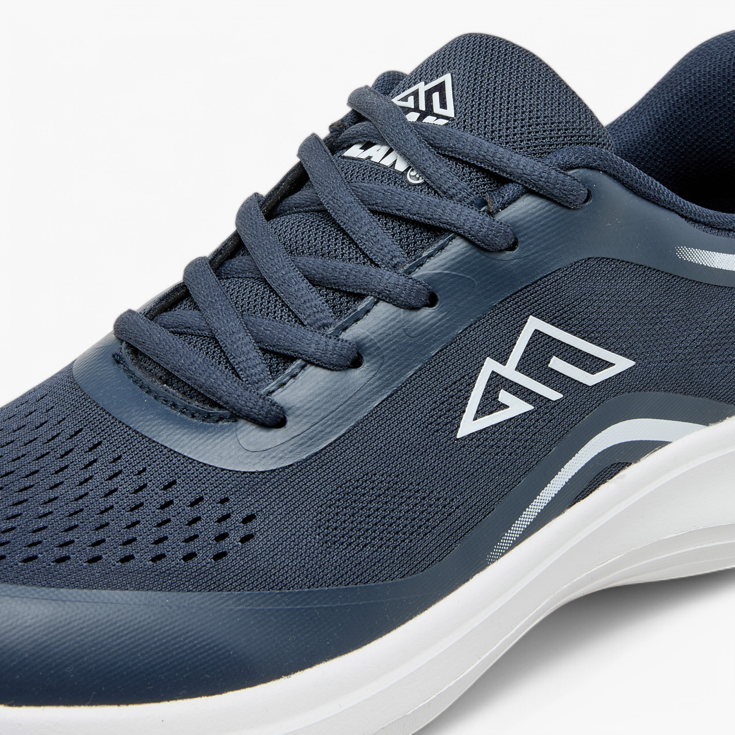 حذاء رياضي بارز الملمس برباط إغلاق من أوكلان من شو إكسبريس-sports-men-shoes-image-4