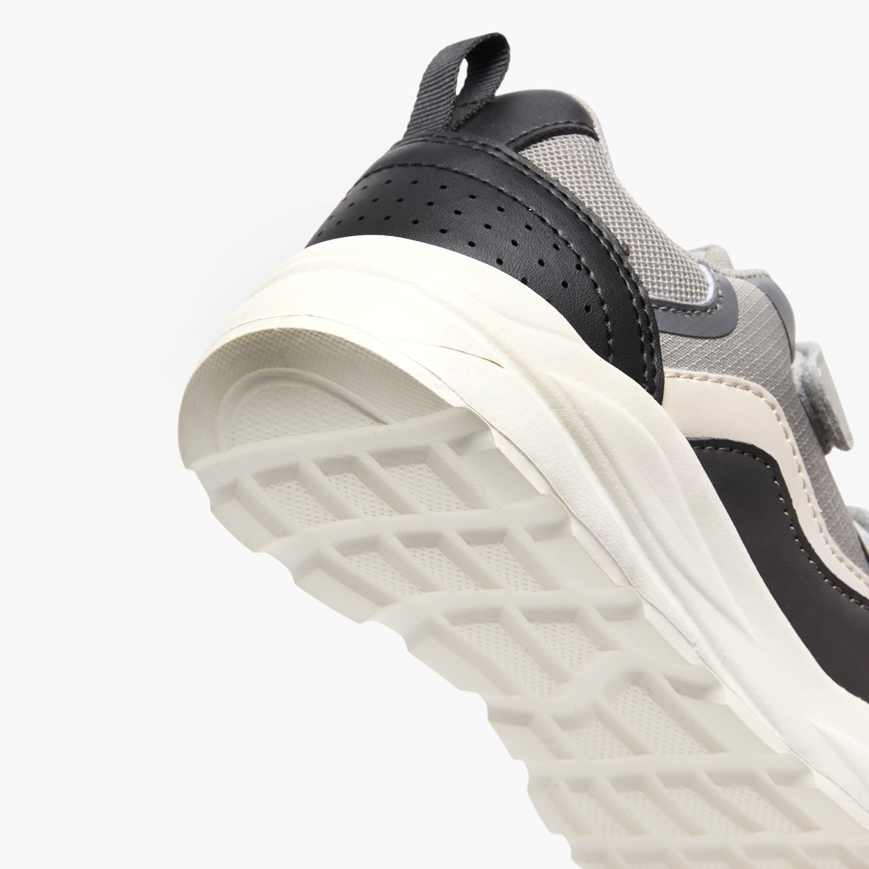 LBL by Shoexpress Colourblock Sneakers with Hook and Loop Closure-boys-shoes-sneakers-image-5