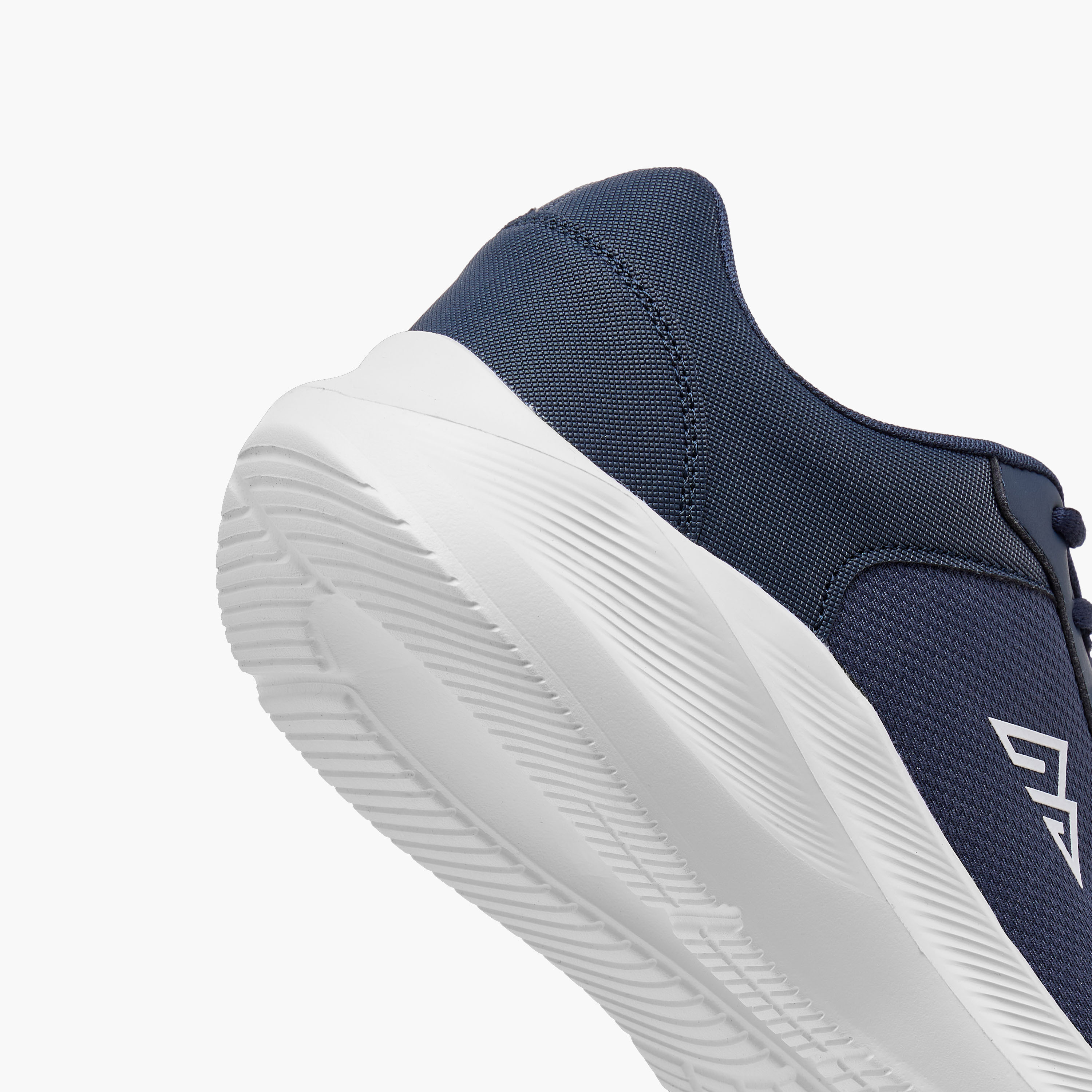 حذاء رياضي بارز الملمس برباط إغلاق من أوكلان من شو إكسبريس-sports-men-shoes-image-5