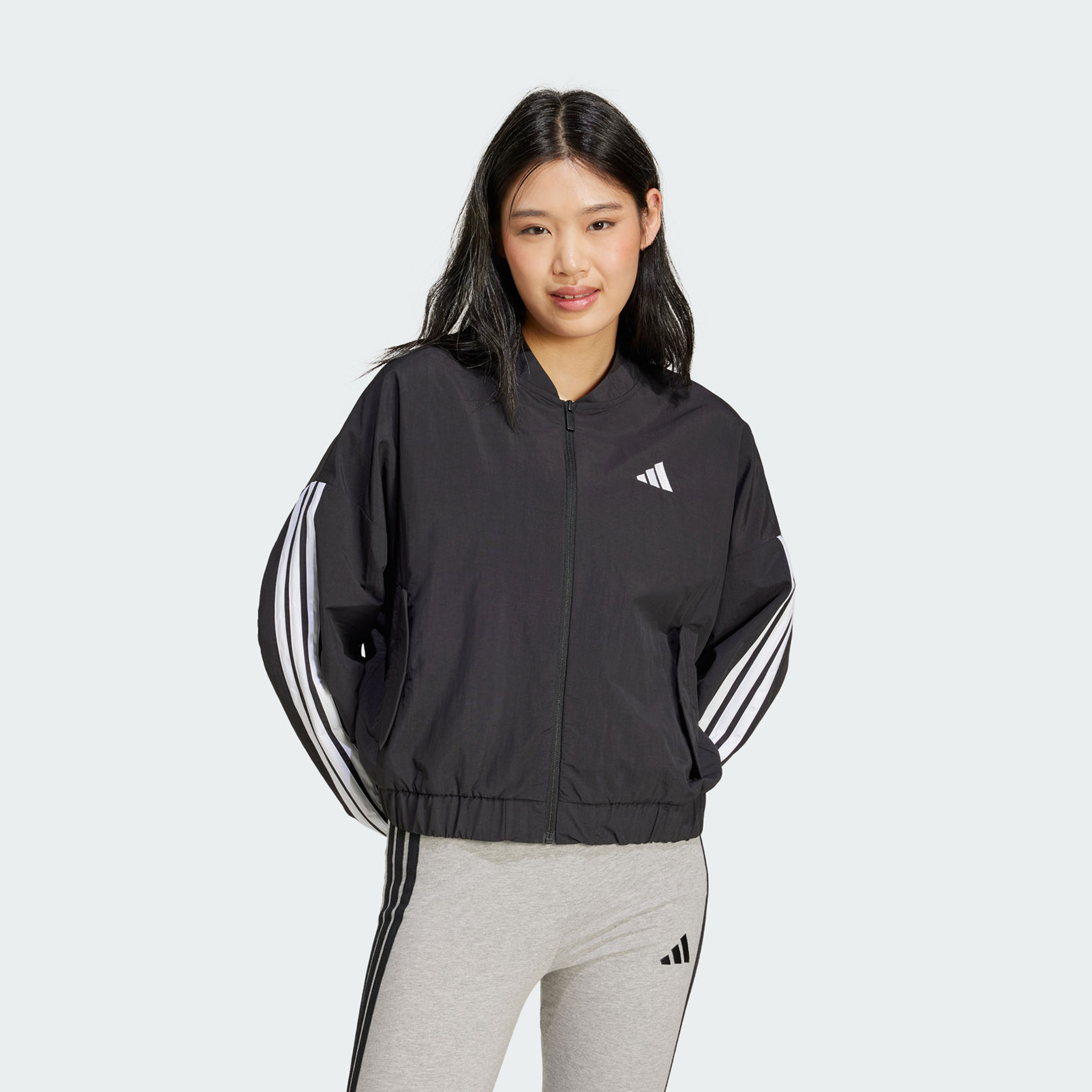 أديداس - جاكيت بومبر نسائي إسينشالز بثلاثة خطوط JD5317 | OE-women-clothing-sportswearandactivewear-coatsandjackets-jackets-image-1