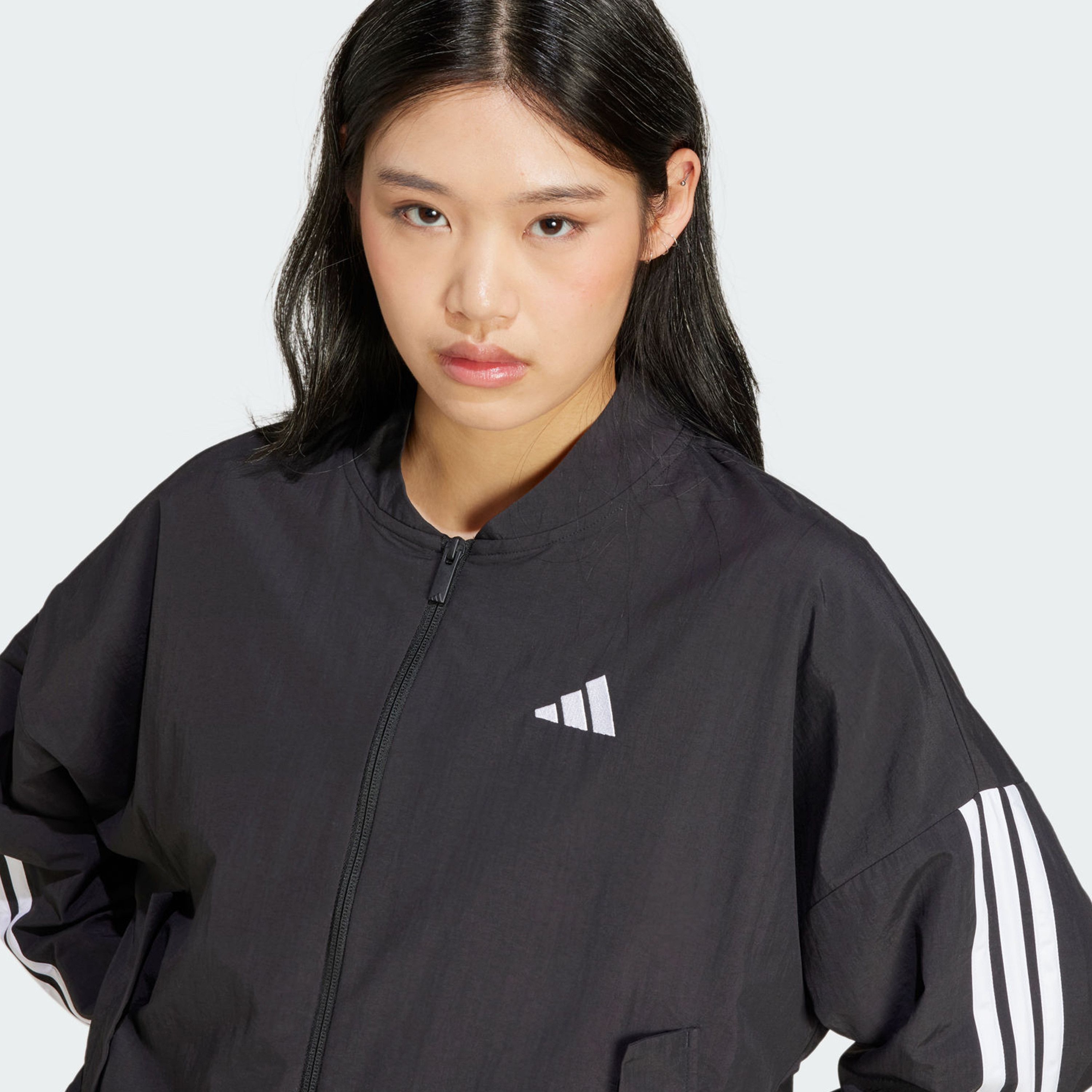 أديداس - جاكيت بومبر نسائي إسينشالز بثلاثة خطوط JD5317 | OE-sports-women-clothing-coatsandjackets-jackets-image-5