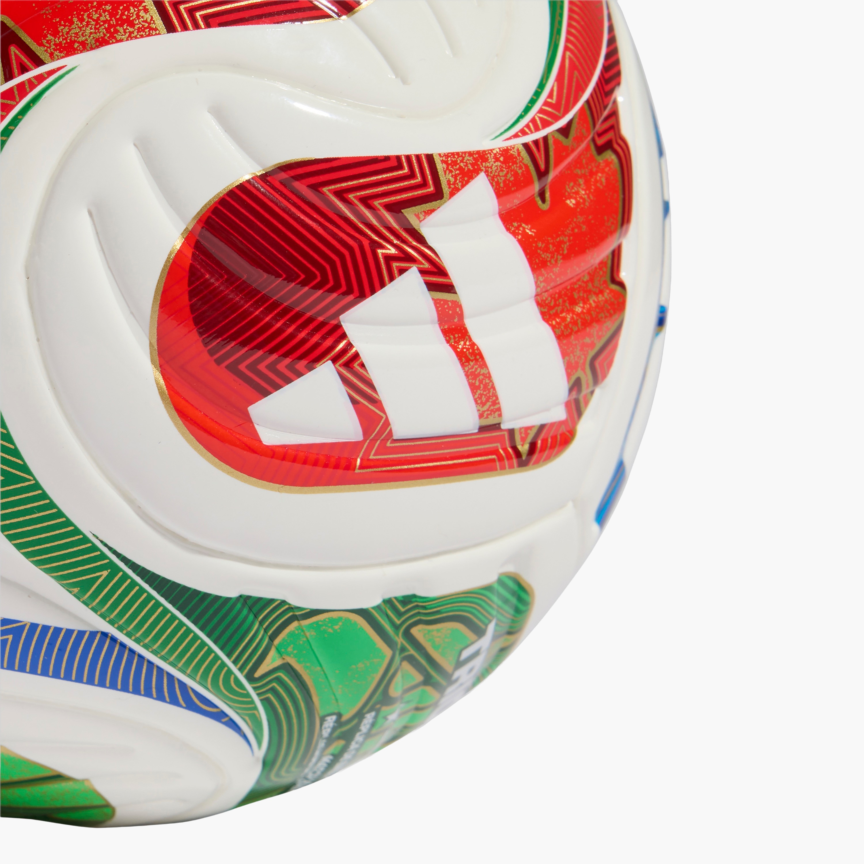 كرة قدم تريندا من أديداس-sports-gear-football-accessories-balls-image-1