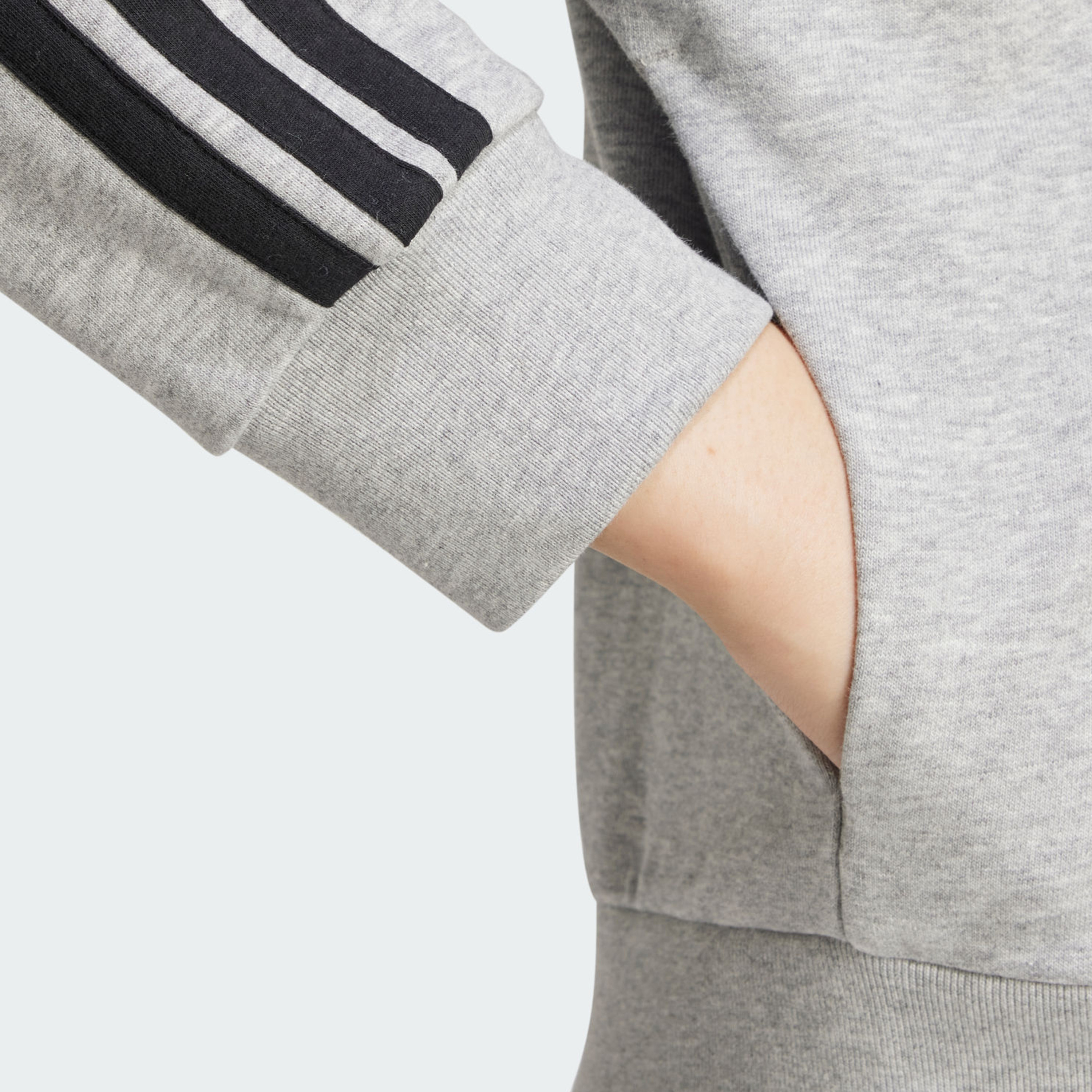 أديداس - هودي نسائي إسينشالز بثلاثة خطوط تيري فرنسي بسحاب كامل | OE-sports-women-clothing-hoodiesandsweatshirts-image-5