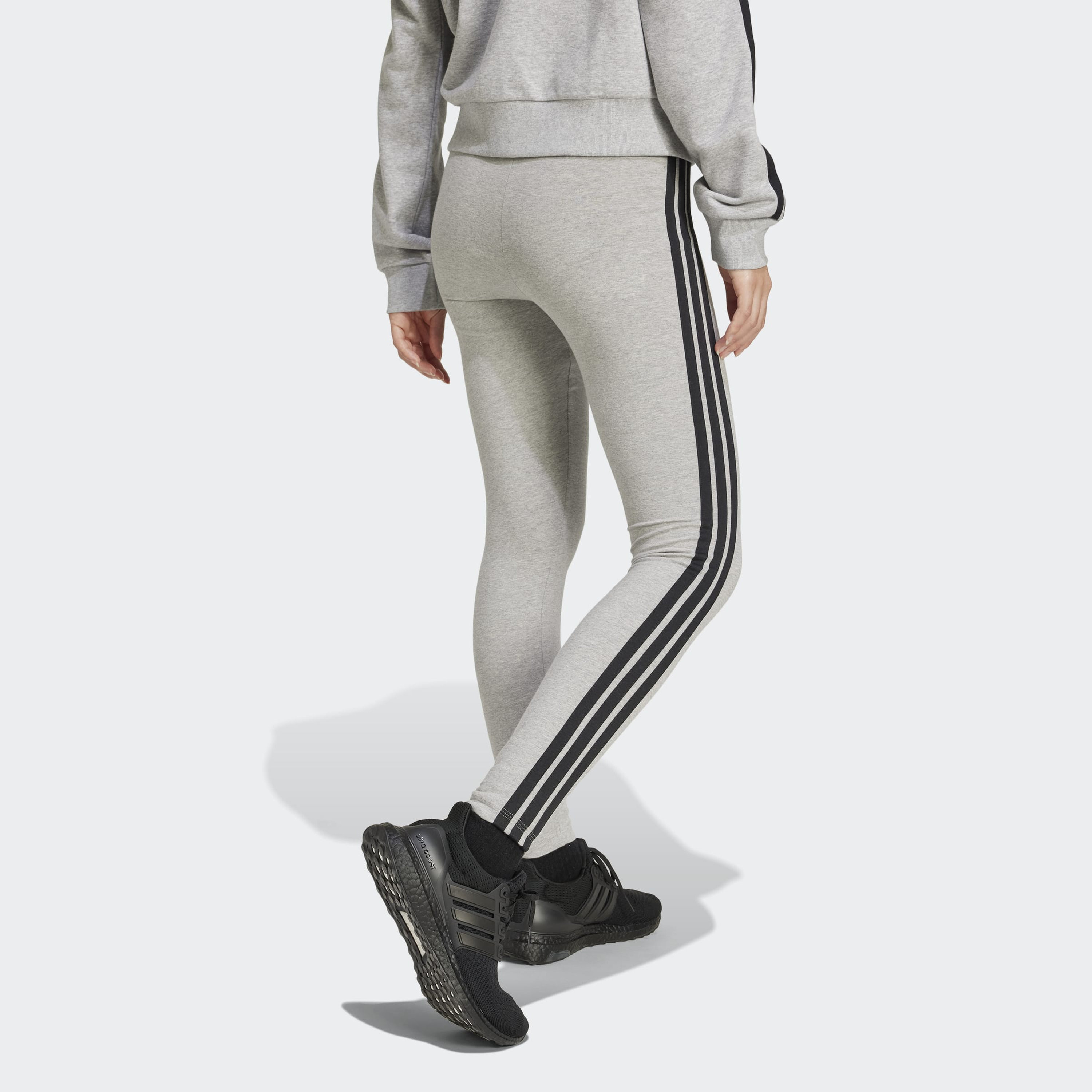 أديداس - ليجنز قطني نسائي إسينشالز بثلاثة خطوط JE0067 | OE-women-clothing-sportswearandactivewear-bottoms-leggings-image-9