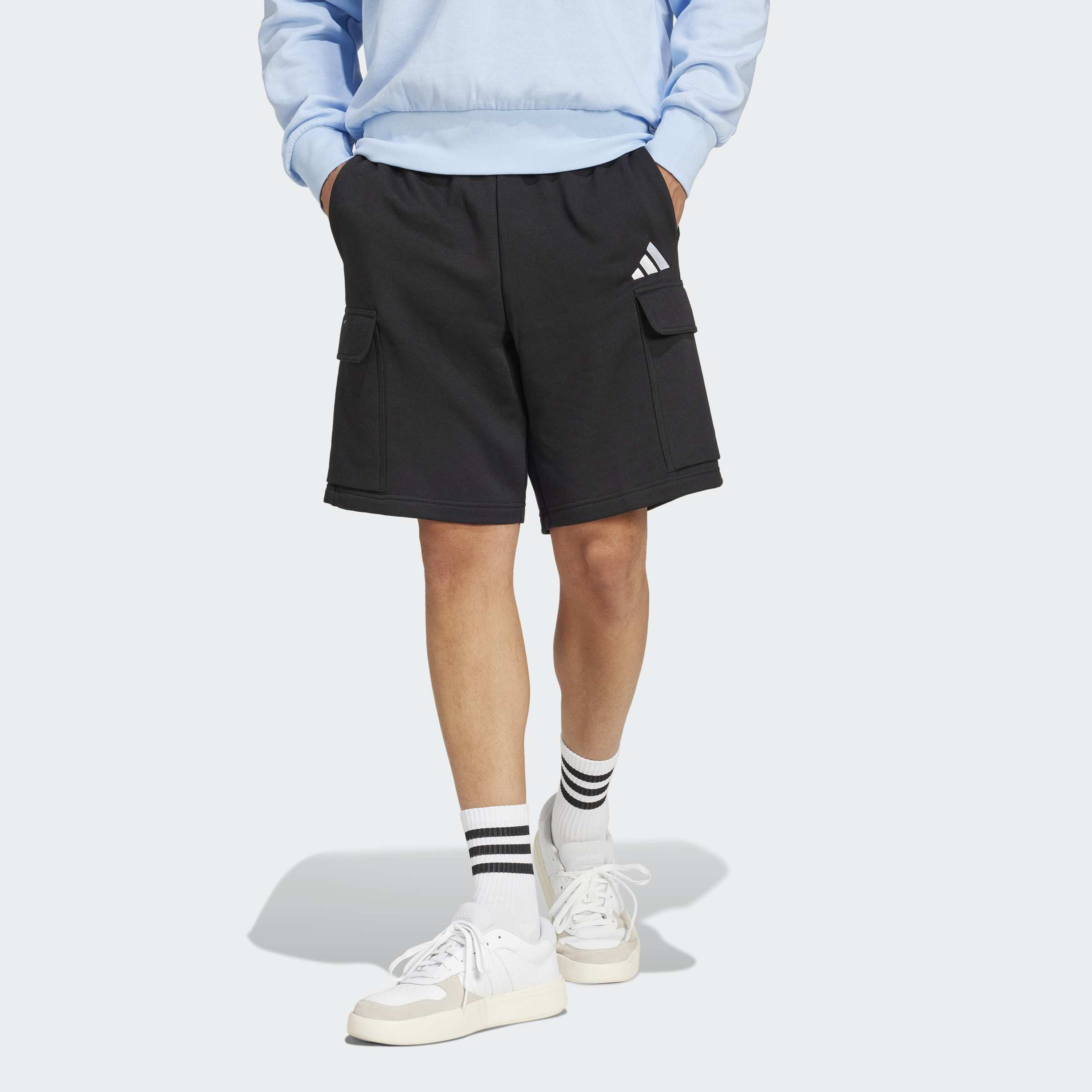 اديداس - شورت رجالي أساسي من الصوف الناعم يوفر الراحة-men-clothing-bottoms-shorts-image-1