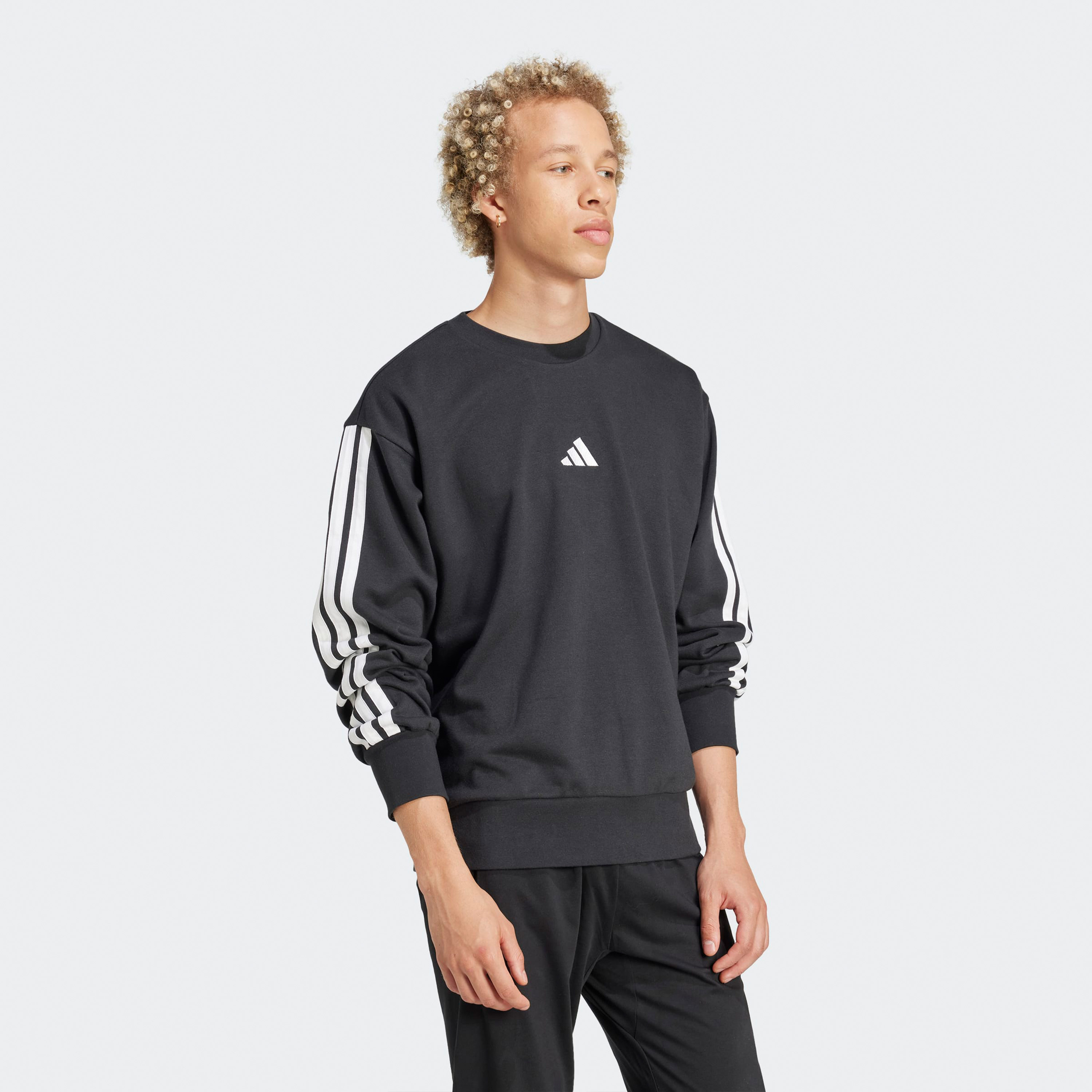 اديداس - سويت شيرت رجالي أساسي شعار ثلاثة خطوط قماش تيري فرنسي-men-clothing-sportswearandactivewear-hoodiesandsweatshirts-image-1