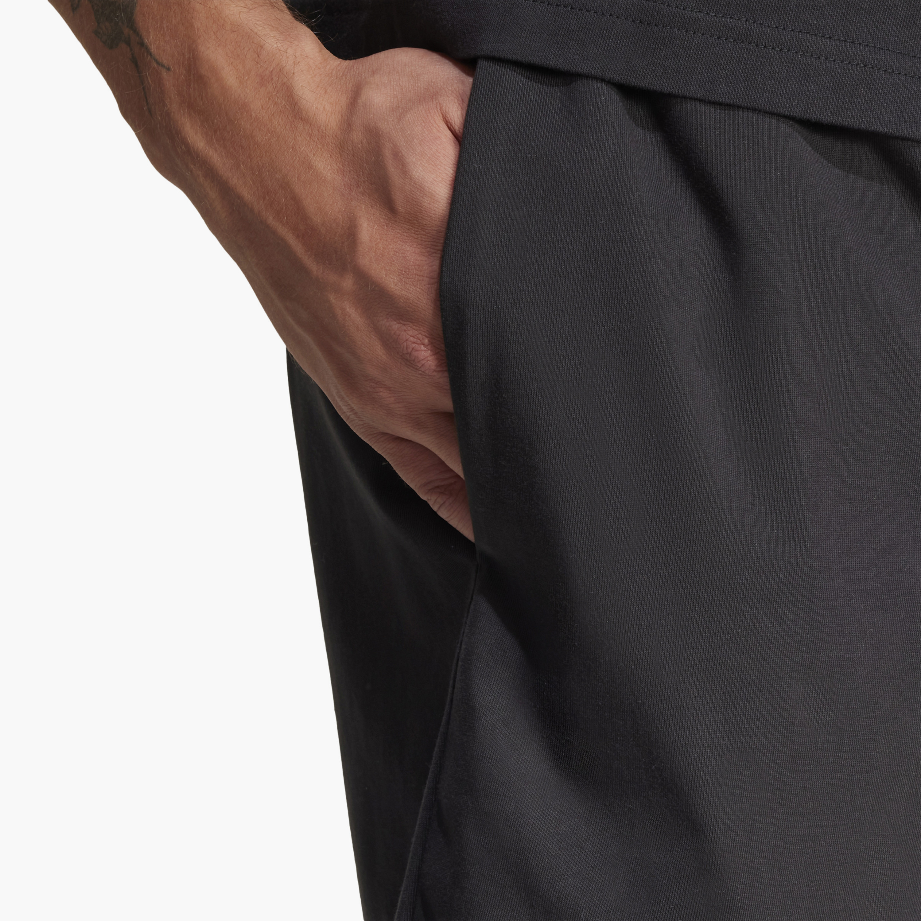 أديداس - تي شيرت أساسي طولي سينقال جيرسي - للرجال-men-clothing-bottoms-shorts-image-5