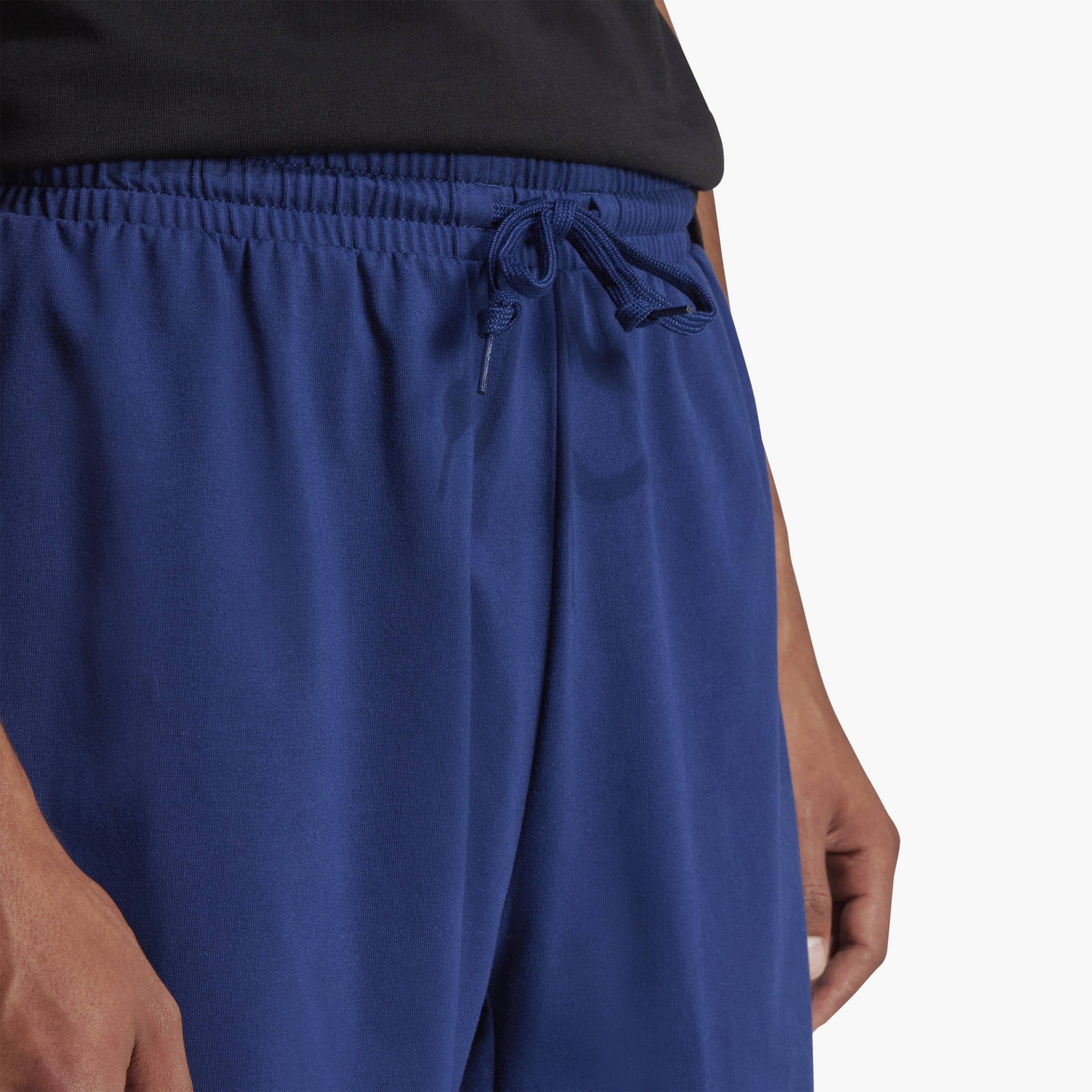 أديداس - تي شيرت أساسي طولي سينقال جيرسي - للرجال-men-clothing-bottoms-shorts-image-13