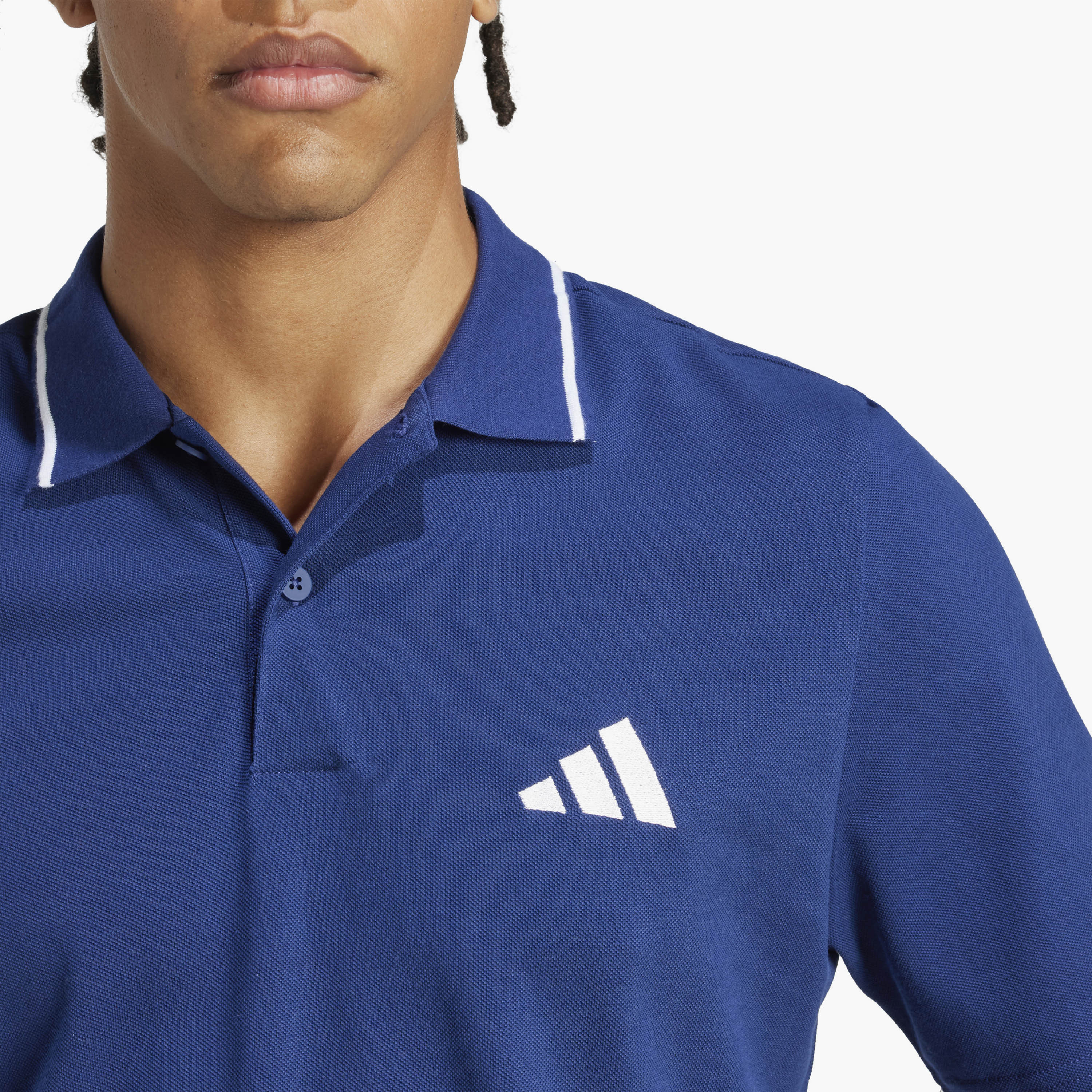أديداس - تي شيرت أساسي - شعار صغير - بيكيه بولو - للرجال-men-clothing-tshirtsandpolos-polos-image-2