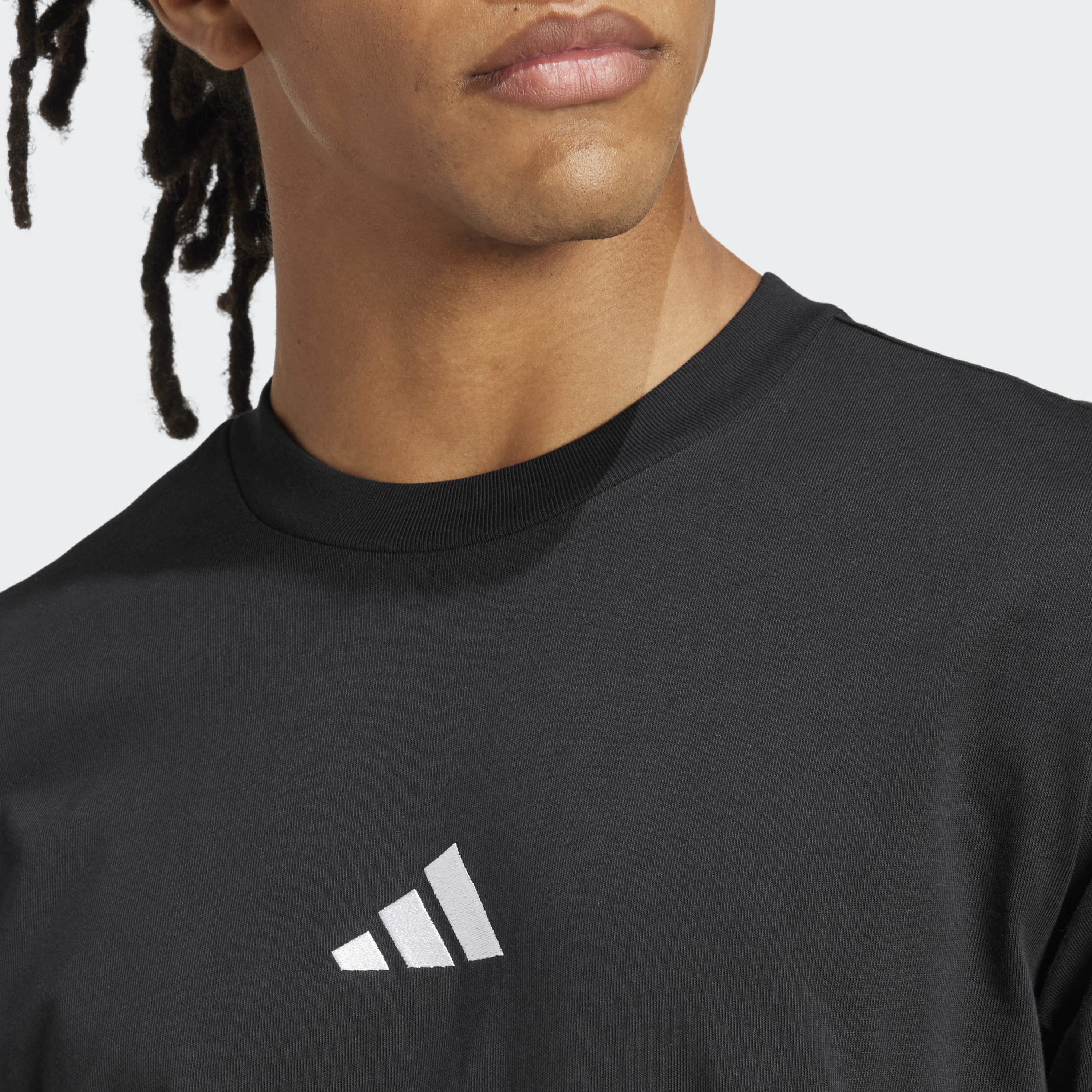 adidas Men Essentials Small Logo Single Jersey-men-clothing-sportswearandactivewear-tshirtsandpolos-image-4