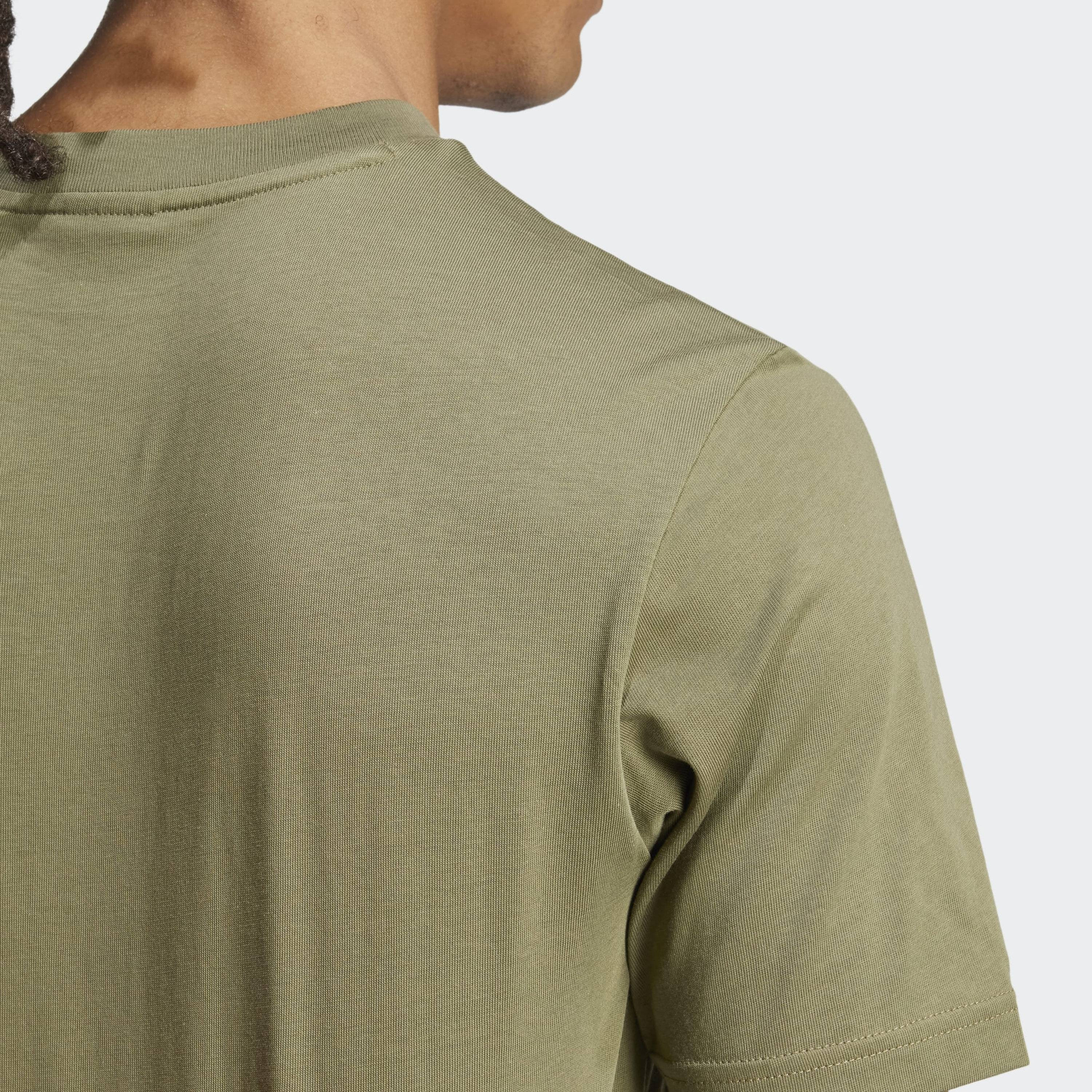 اديداس - تيشيرت رجالي أساسي شعار صغير  قماش جيرسي مفرد  بأكمام قصيرة-men-clothing-sportswearandactivewear-tshirtsandpolos-image-17