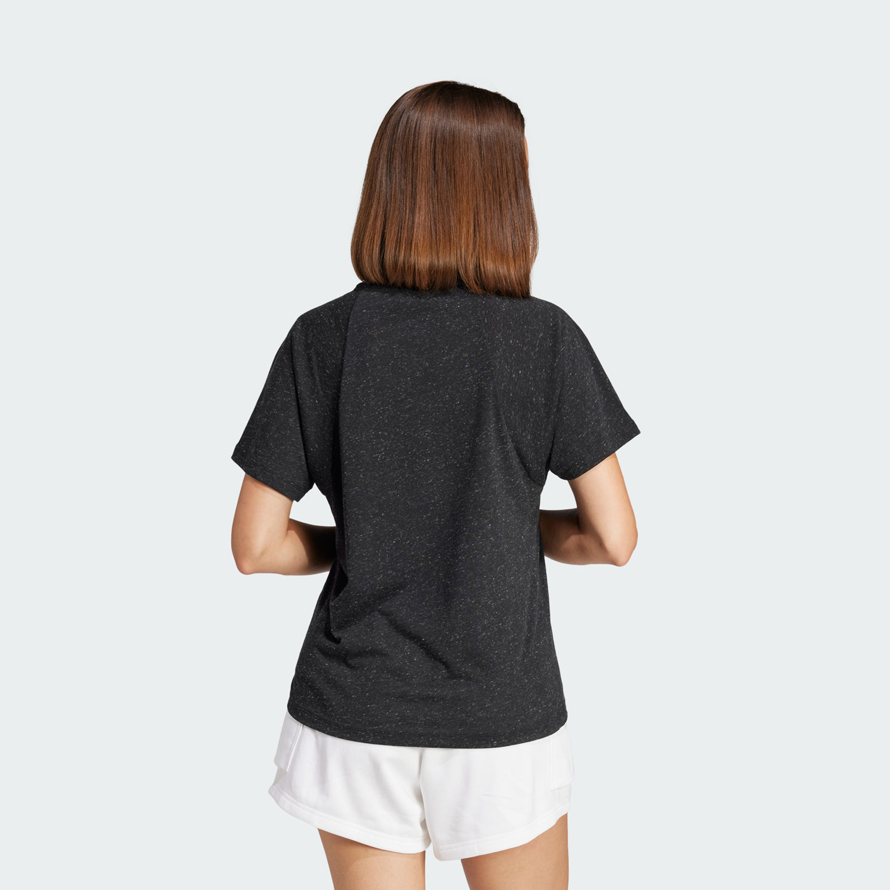 أديداس - تيشيرت إسينشالز وينرز للنساء JG8696 | OE-sports-women-clothing-tshirtsandvests-image-3