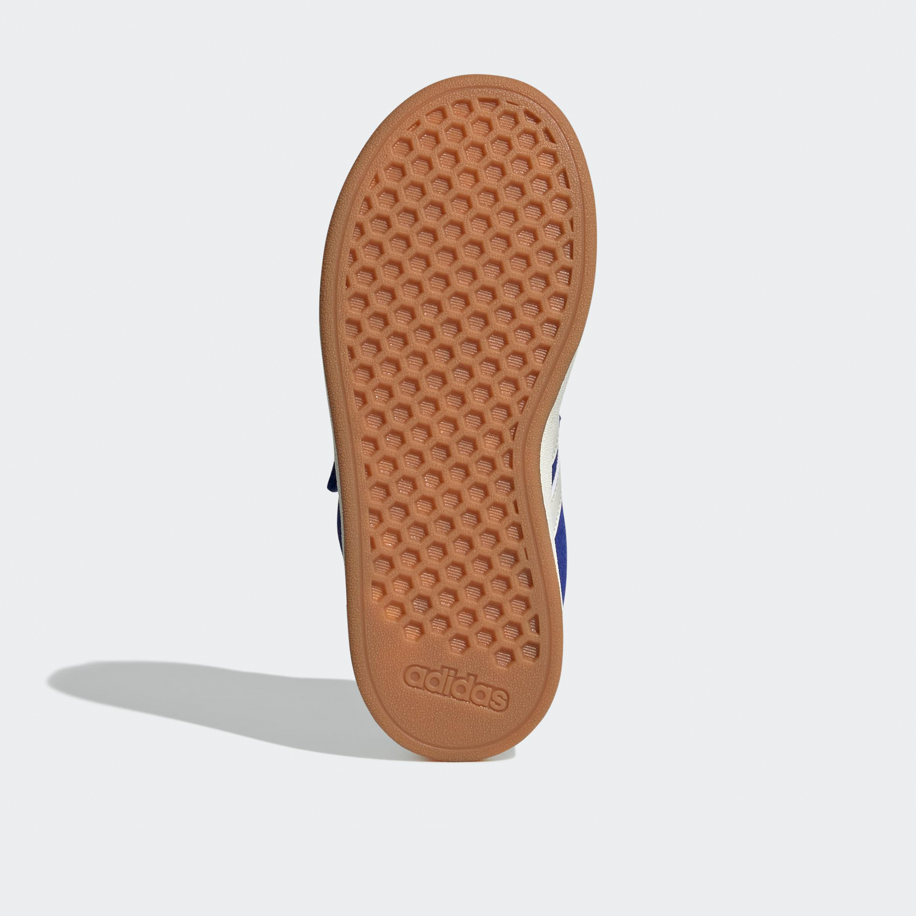 حذاء سنيكرز بشريط إغلاق لاصق جراند كورت 00s إي إل للأولاد من أديداس-sports-boys-shoes-image-6
