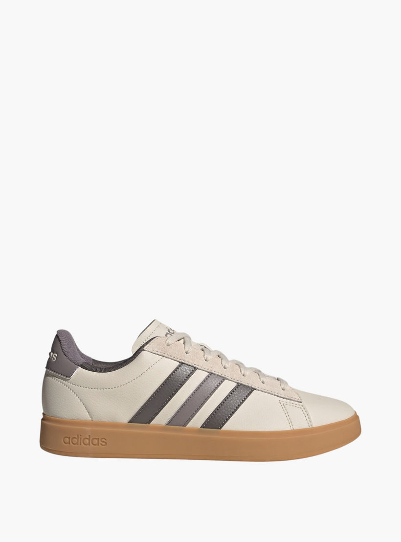 حذاء سنيكرز جراند كورت 2.0 برباط للرجال من أديداس - JH8688-men-shoes-sneakers-image-2