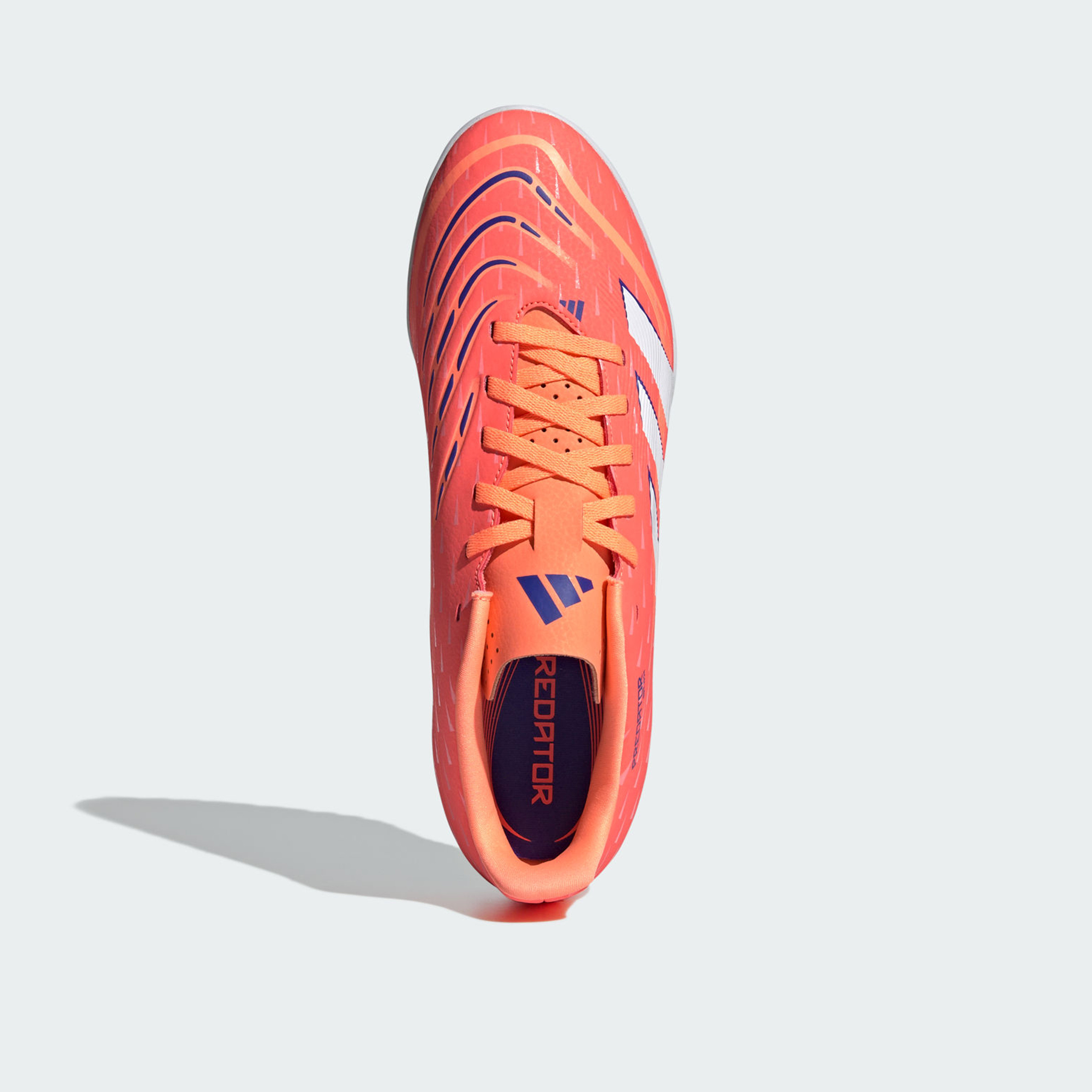 أديداس - حذاء كرة القدم بريداتور كلوب تي إف برباط لملاعب العشب الصناعي للرجال | OE-sports-men-shoes-image-12