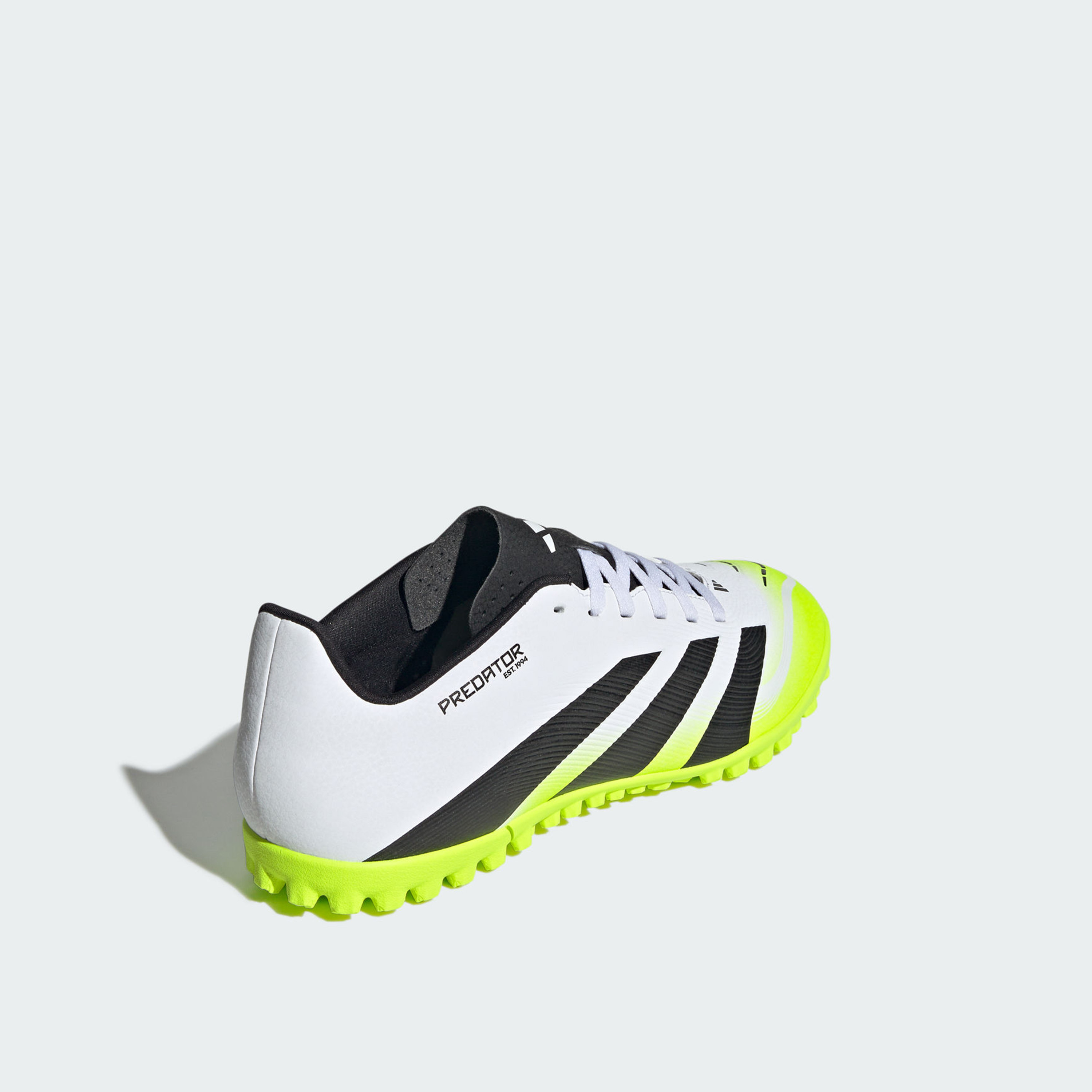 أديداس - حذاء كرة القدم بريداتور كلوب تي إف برباط لملاعب العشب الصناعي للرجال | OE-sports-men-shoes-image-20