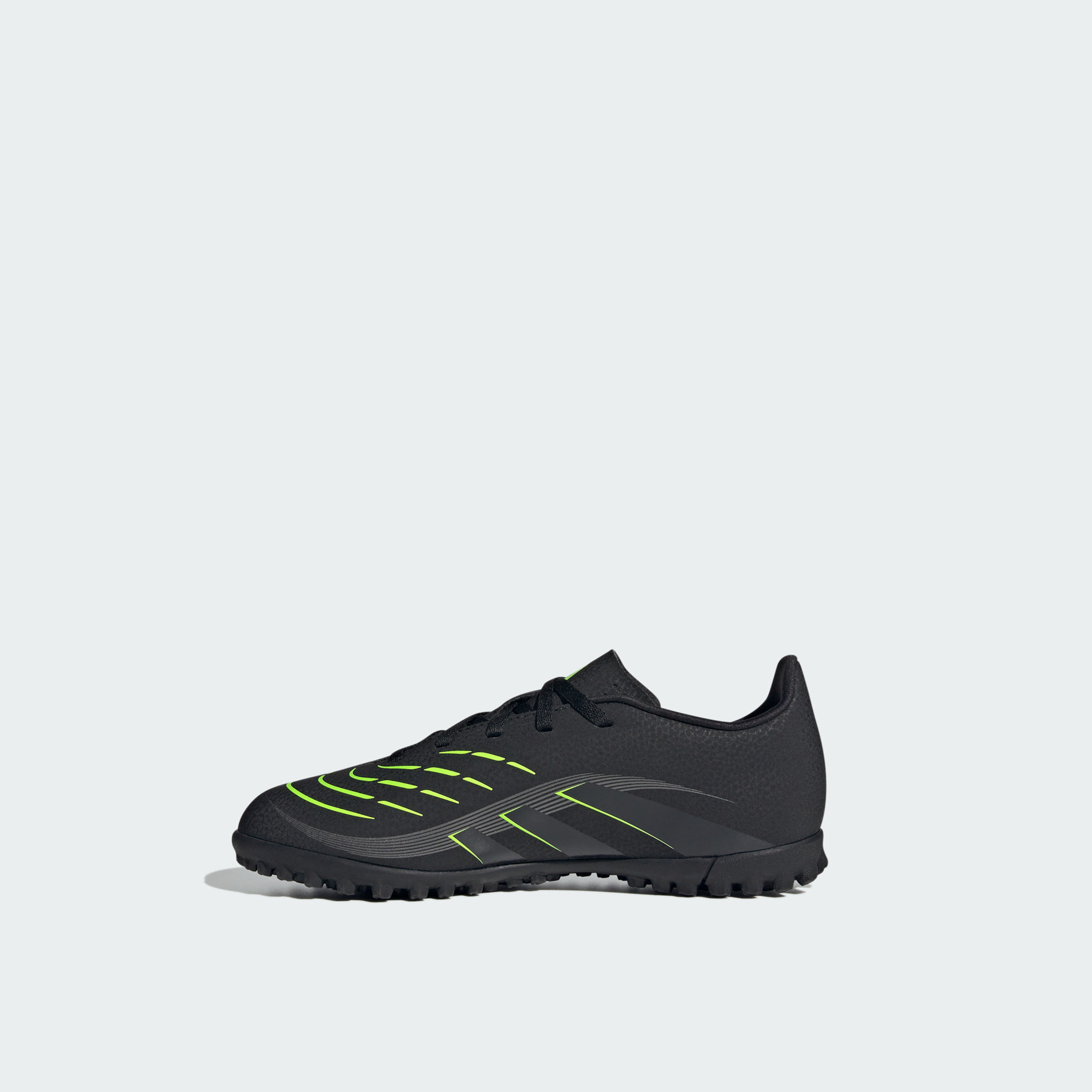 حذاء كرة قدم بنعل لا ينزلق ورباط بريداتور كلوب تي إف للأطفال من أديداس-sports-boys-shoes-image-3
