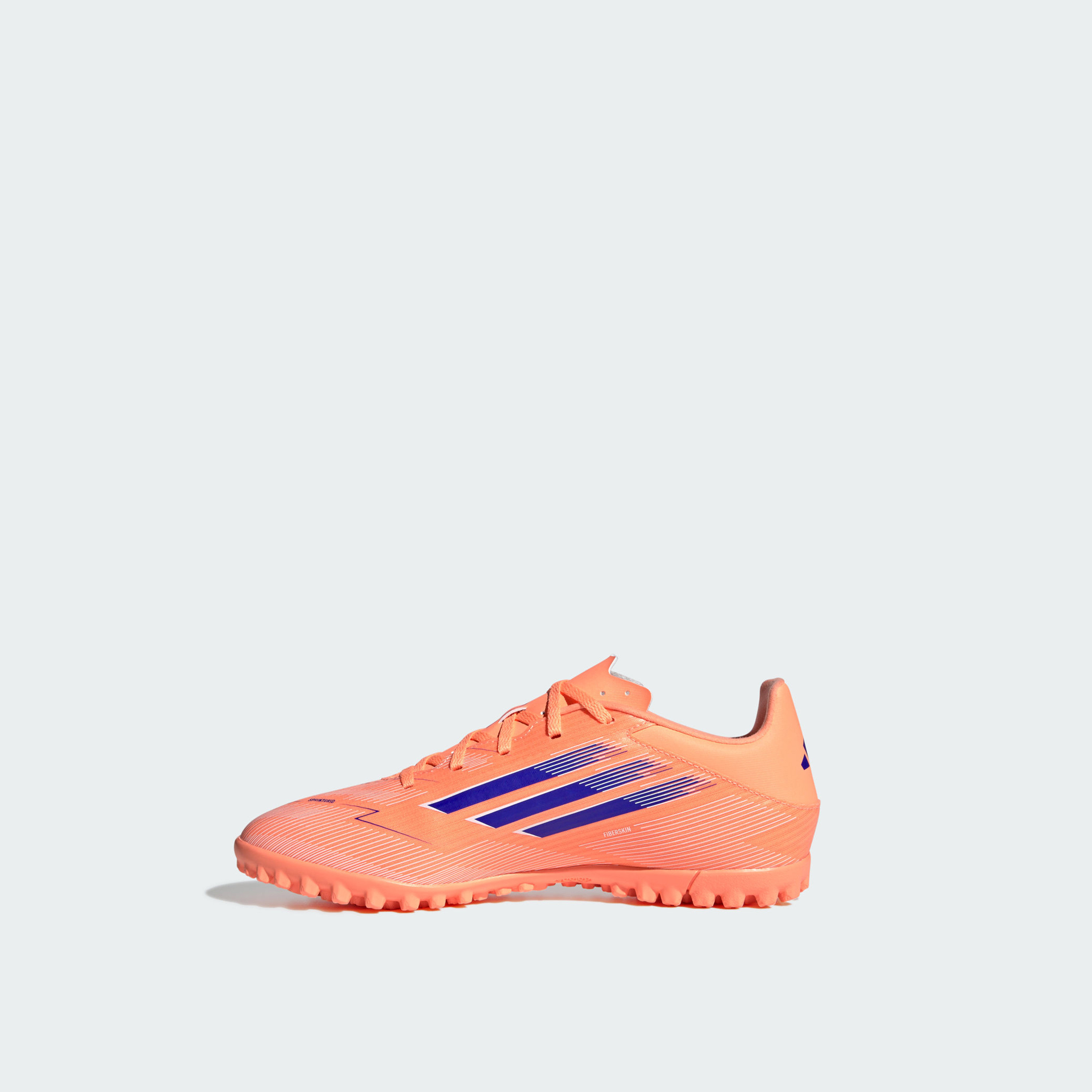 أديداس - حذاء كرة القدم F50 كلوب تي أف برباط لملاعب العشب الصناعي للرجال JI0024 | OE-sports-men-shoes-image-3