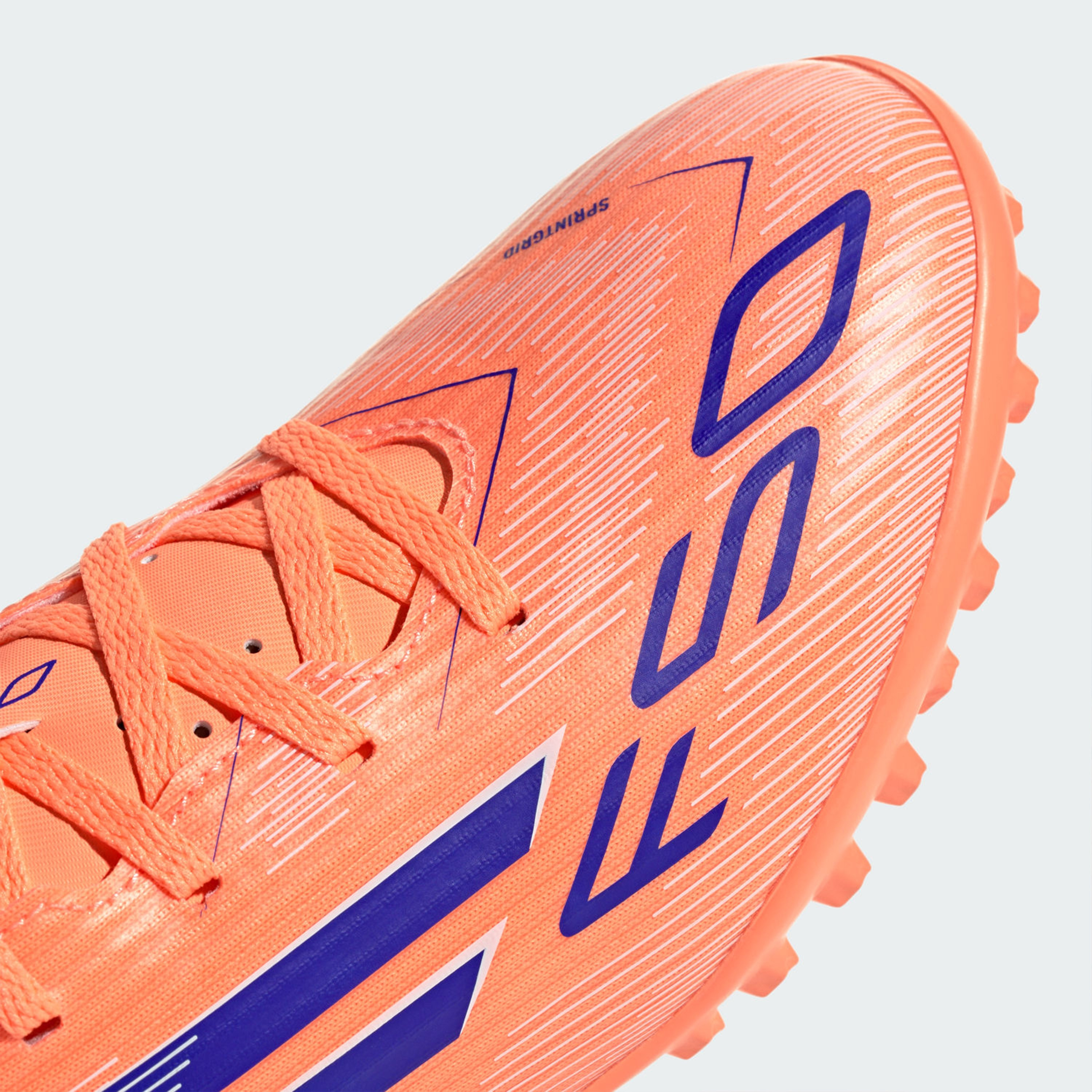 أديداس - حذاء كرة القدم F50 كلوب تي أف برباط لملاعب العشب الصناعي للرجال JI0024 | OE-sports-men-shoes-image-7
