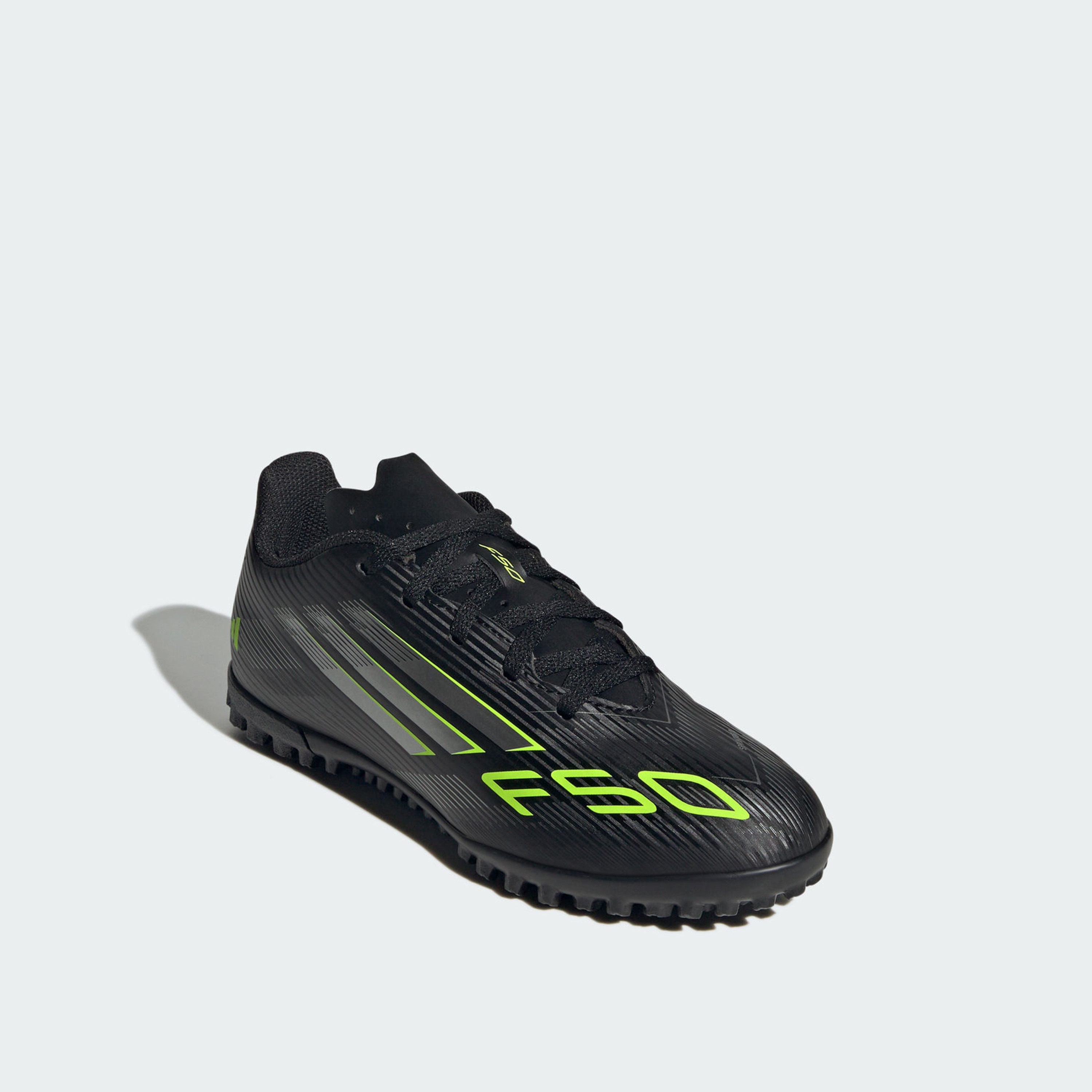 حذاء كرة قدم خفيف الوزن برباط إف50 كلوب تي إف للأطفال من أديداس-sports-boys-shoes-image-1