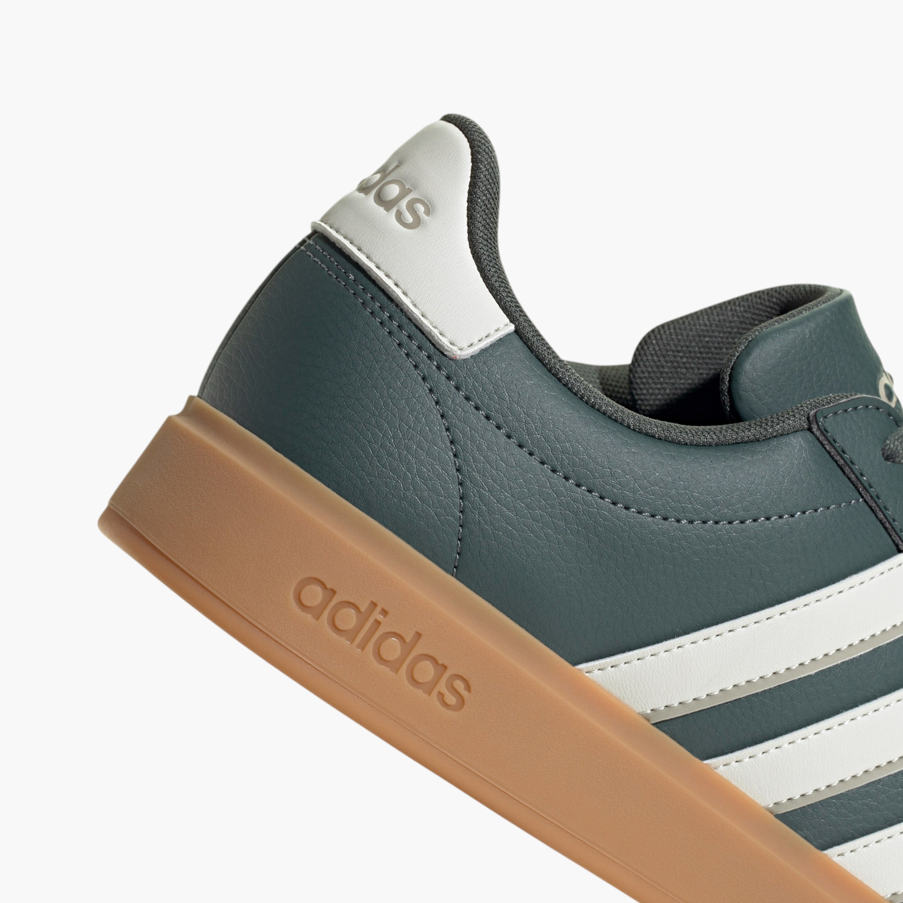 حذاء سنيكرز جراند كورت 2.0 برباط للرجال من أديداس - JI0946-sports-men-shoes-image-8