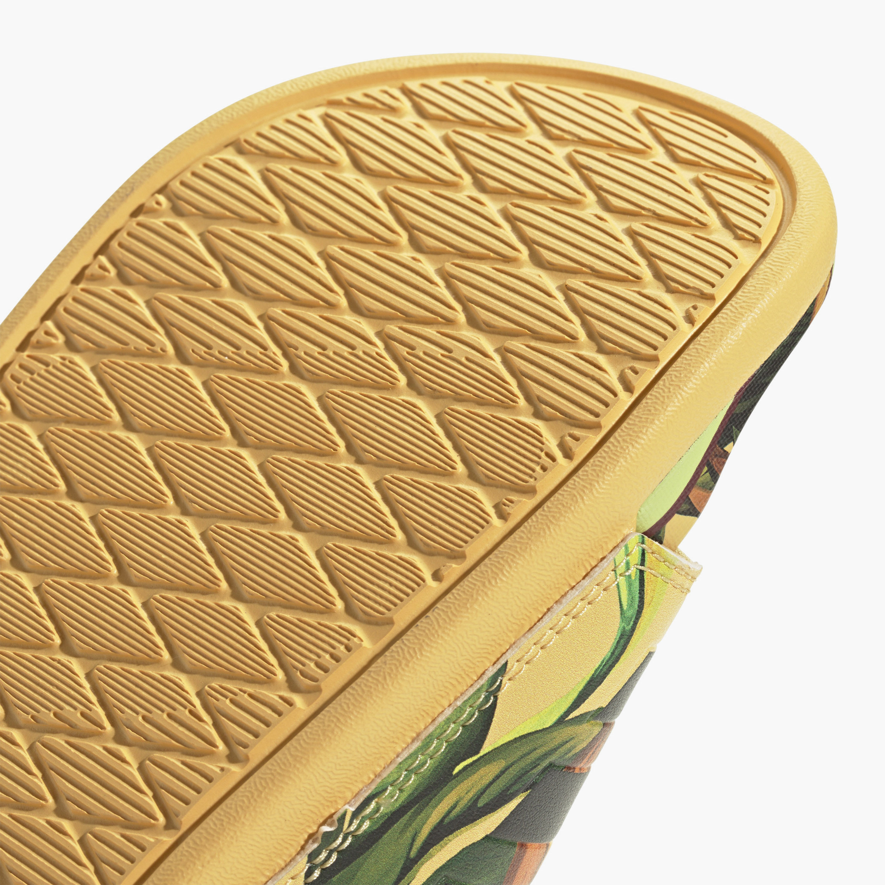 أديداس - شبشب أديليت كومفورت للنساء-women-shoes-flipflopsandslides-image-8