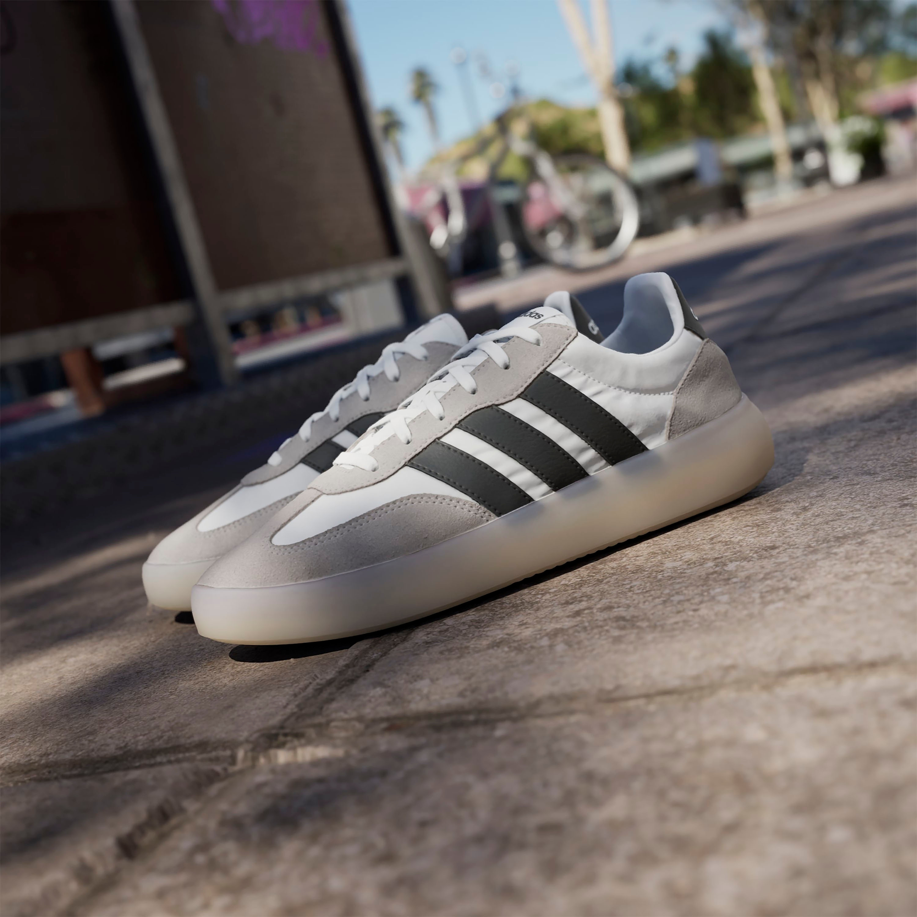 حذاء سنيكرز باريدا ديكود طول الكاحل برباط للرجال من أديداس-men-shoes-sneakers-image-2