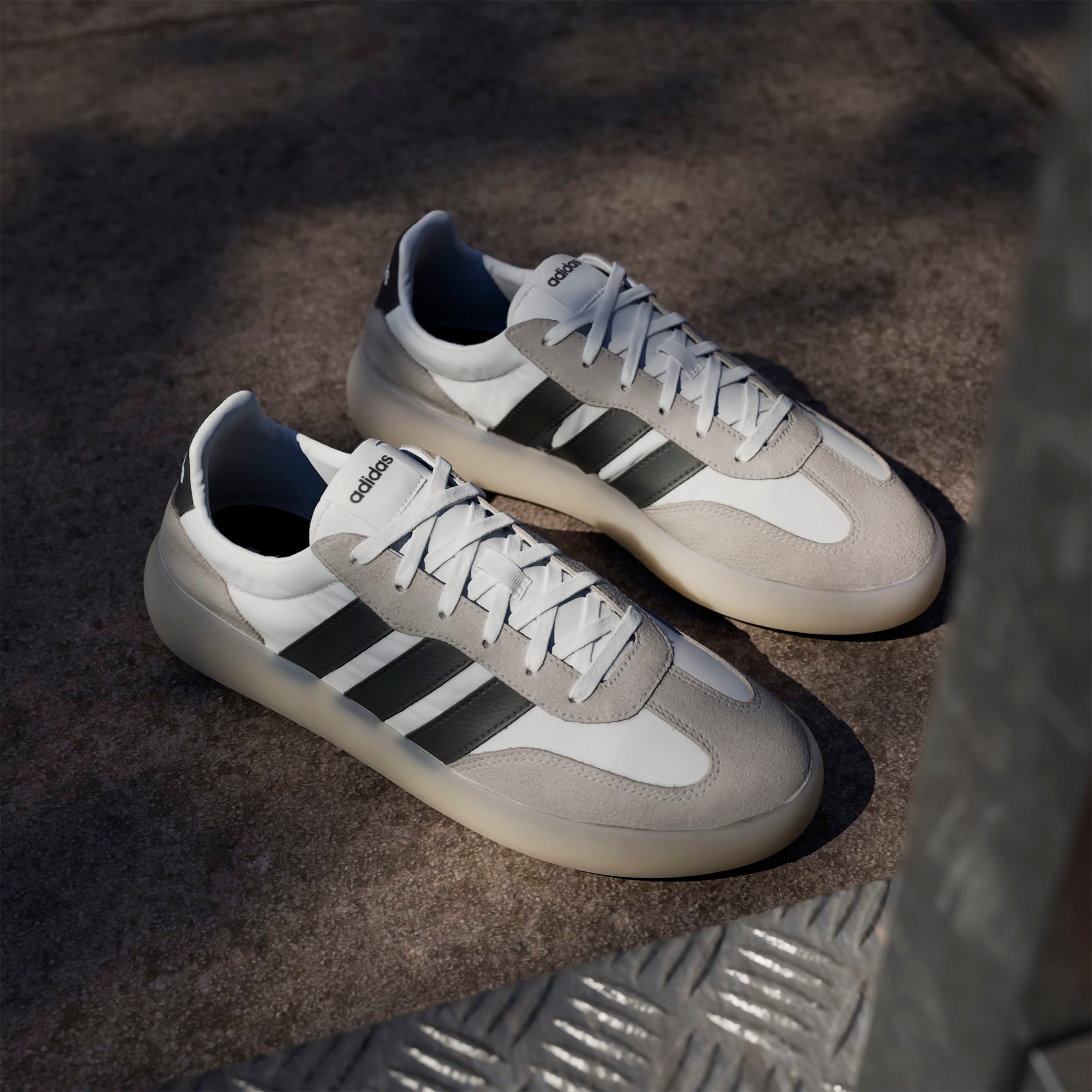 حذاء سنيكرز باريدا ديكود طول الكاحل برباط للرجال من أديداس-men-shoes-sneakers-image-3