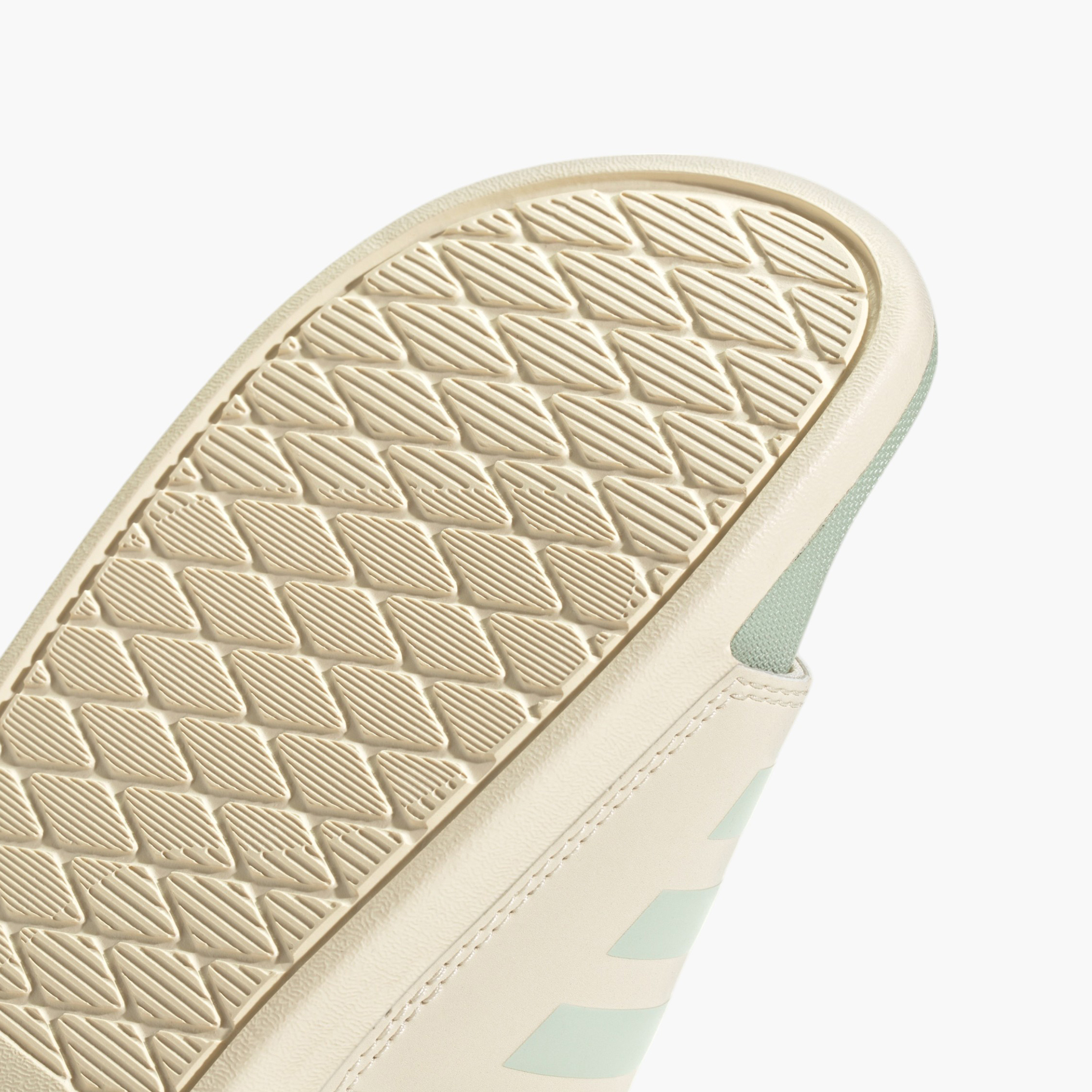 حذاء خفيف أديليت كومفورت للنساء من أديداس - JI4728-women-shoes-flipflopsandslides-image-6
