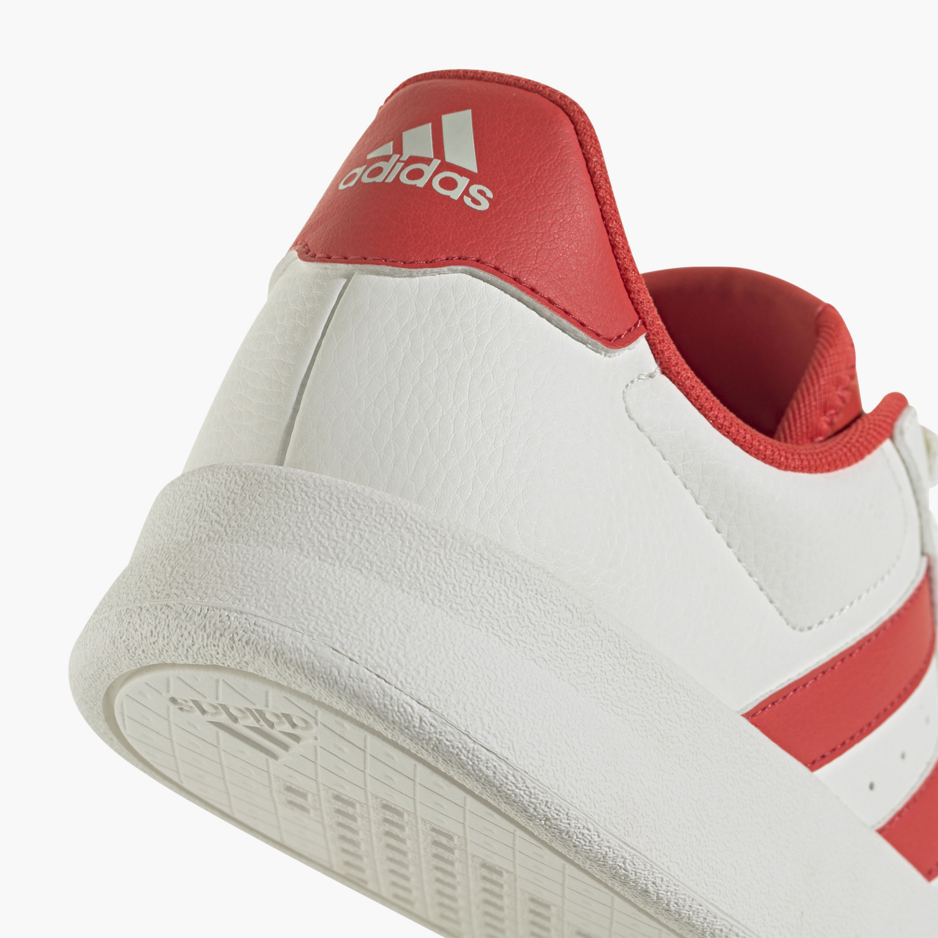 حذاء بريكنيت 2.0 رياضي للنساء من اديداس| او اي-women-shoes-sneakers-image-47
