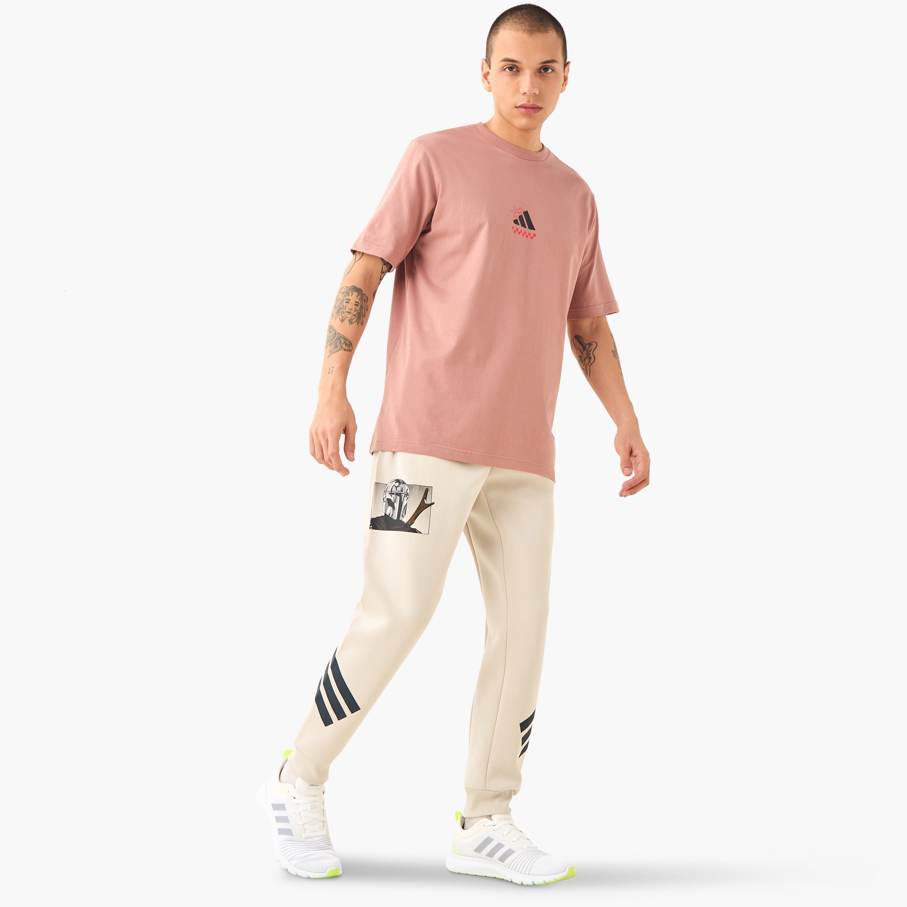 أديداس - فيزون ستار وورز ذا ماندالوريان - للرجال-sports-men-clothing-bottoms-image-2