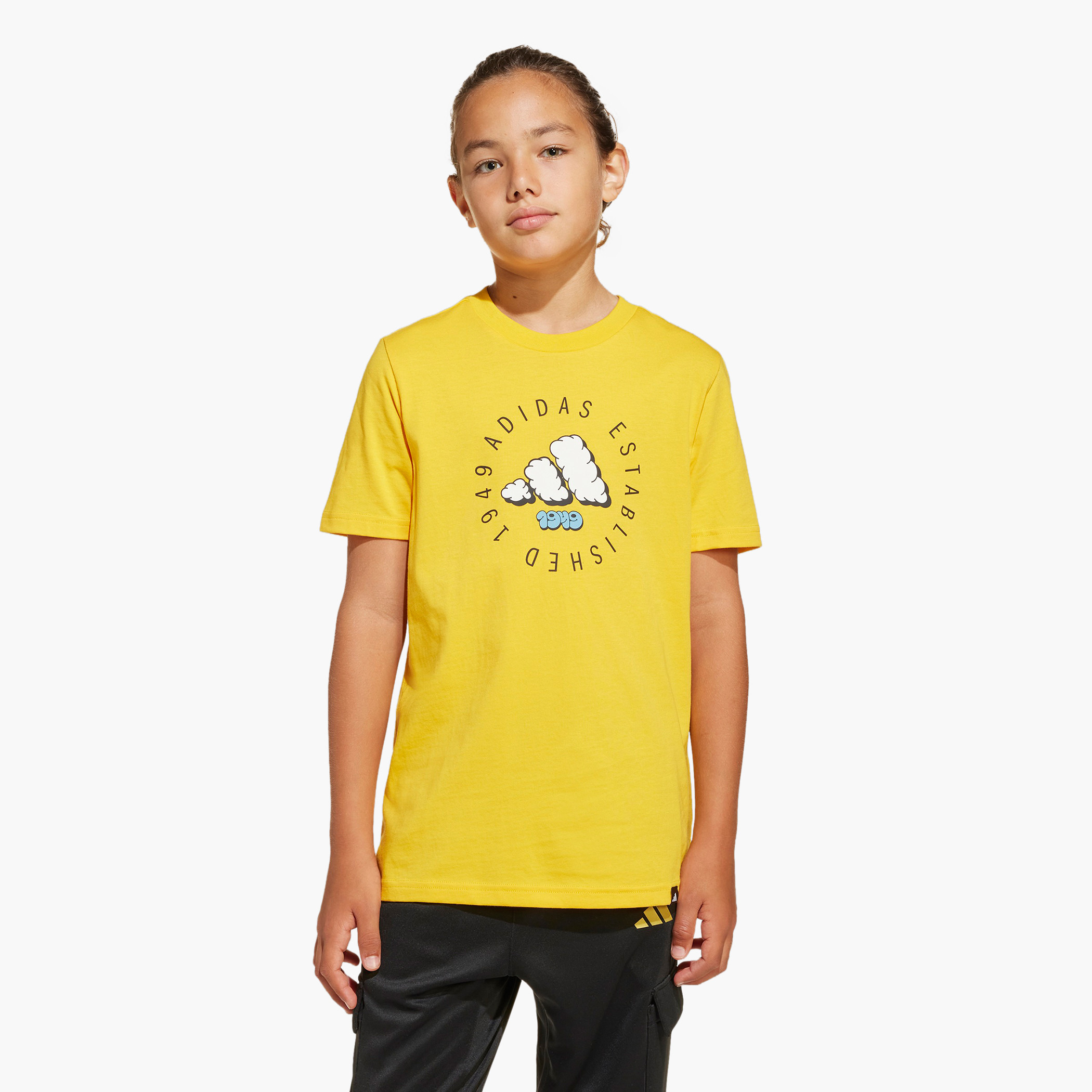 تيشيرت بأكمام قصيرة وتفاصيل شعار من أديداس-boys-clothing-tshirtsandpolos-image-2