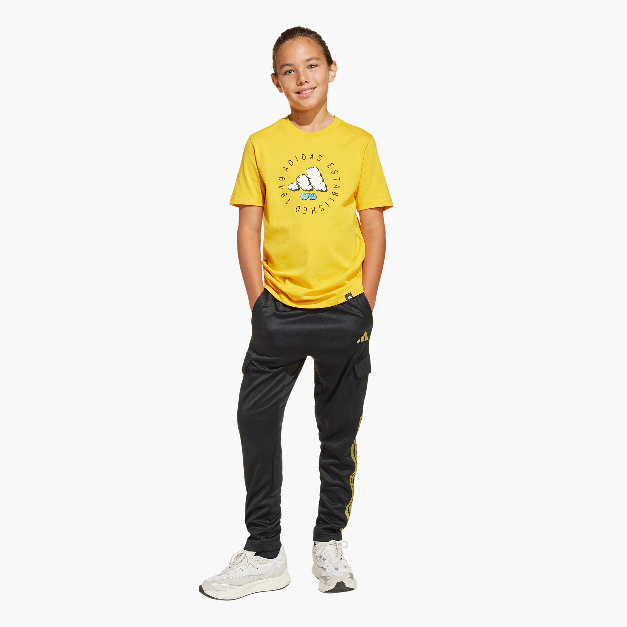 تيشيرت بأكمام قصيرة وتفاصيل شعار من أديداس-boys-clothing-tshirtsandpolos-image-4