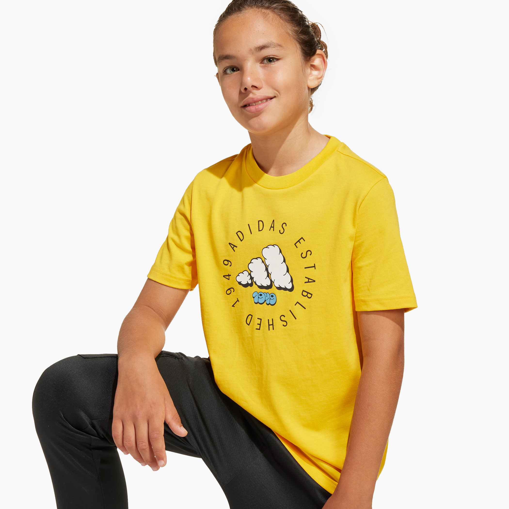 تيشيرت بأكمام قصيرة وتفاصيل شعار من أديداس-boys-clothing-tshirtsandpolos-image-6