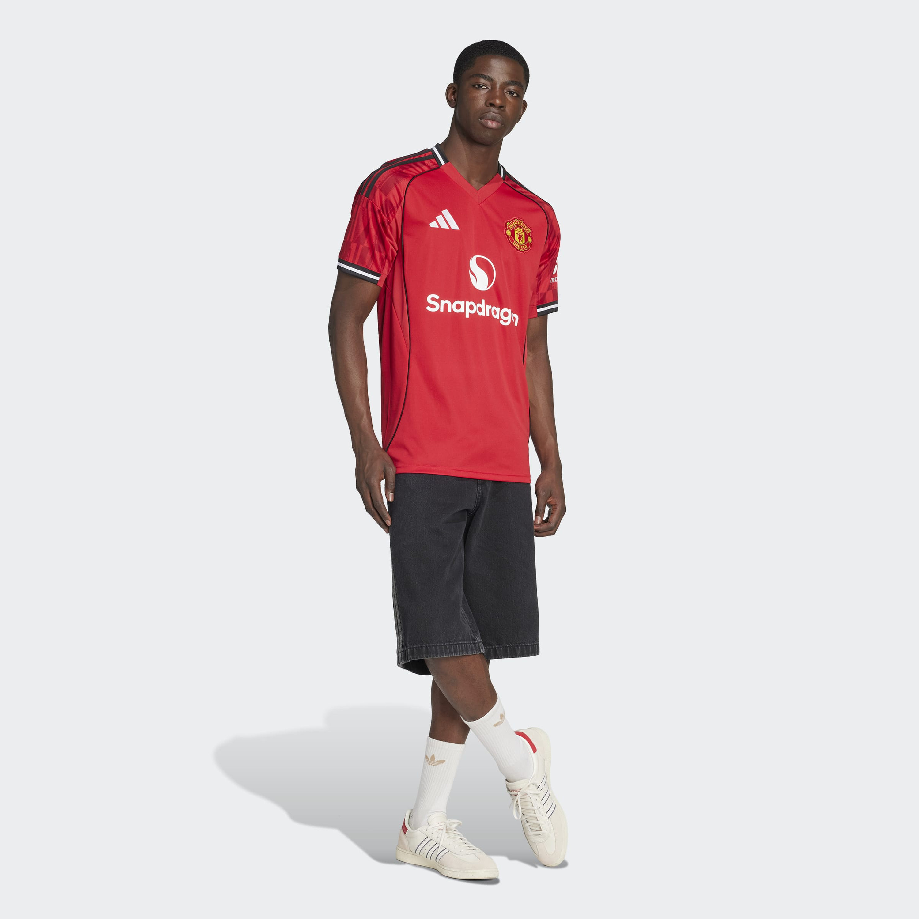 adidas Men Manchester United 25/26 Home Short Sleeve Jersey-men-clothing-sportswearandactivewear-tshirtsandpolos-image-2