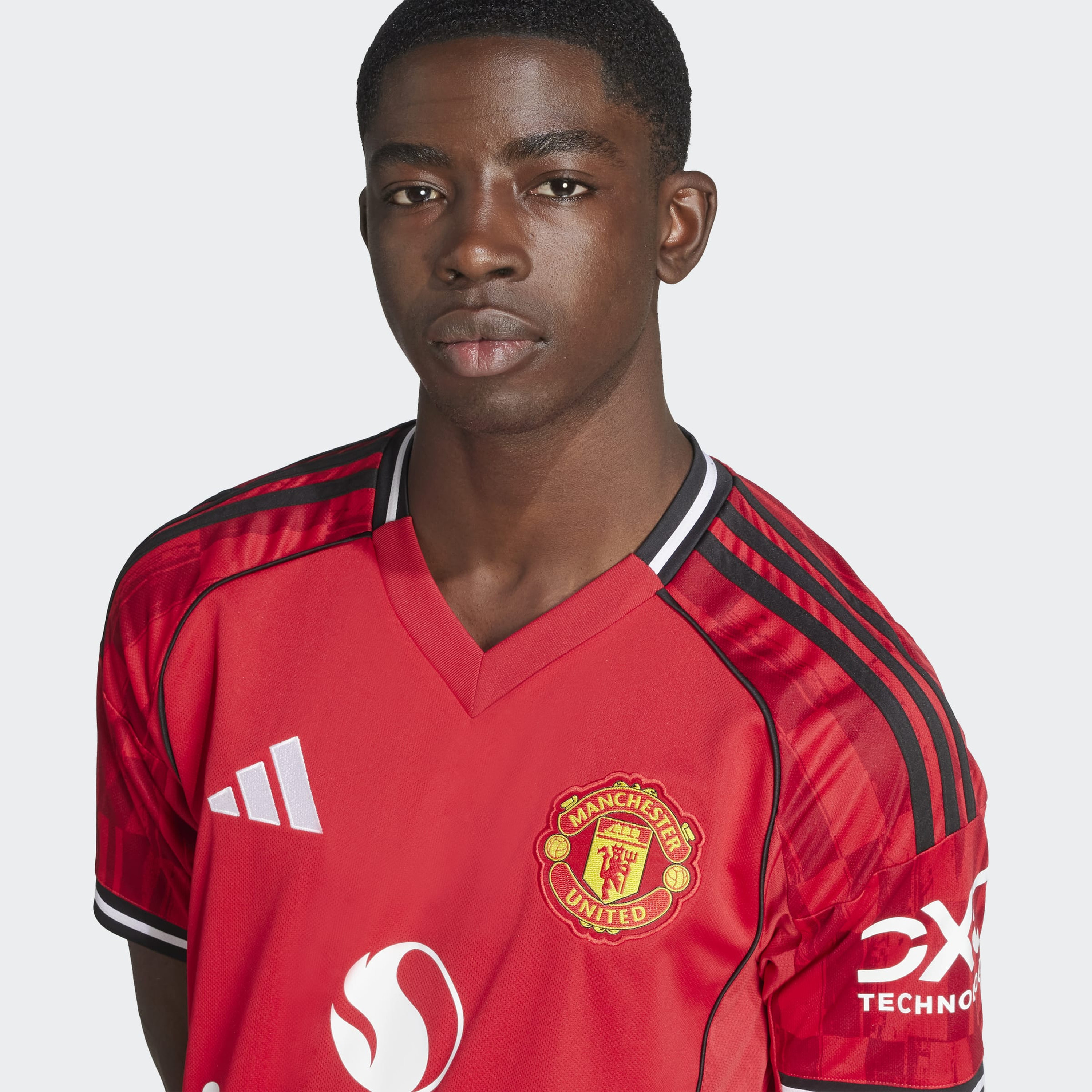 adidas Men Manchester United 25/26 Home Short Sleeve Jersey-men-clothing-sportswearandactivewear-tshirtsandpolos-image-5