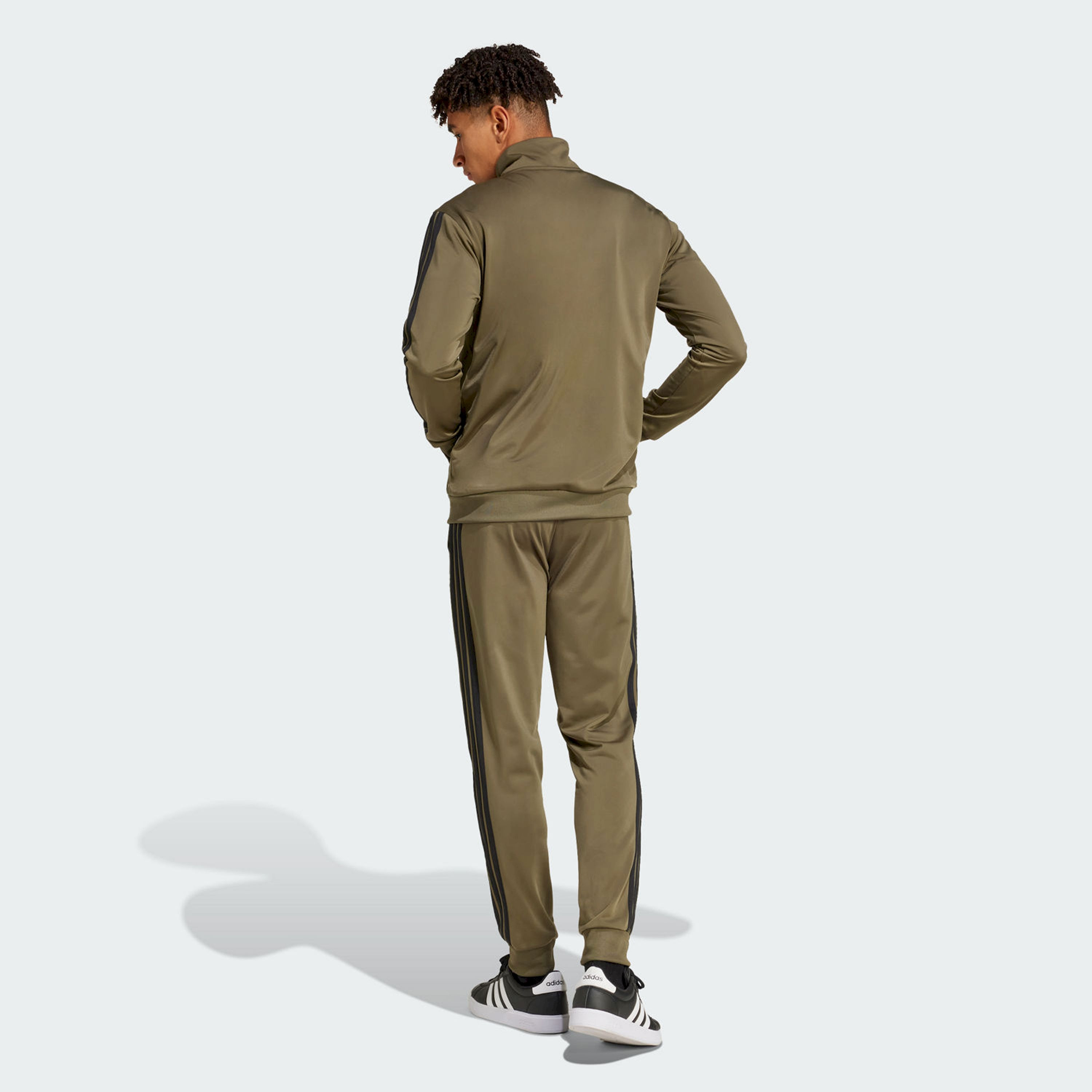 أديداس - بدلة رياضية بيسك تريكو بثلاثة خطوط للرجال | OE-men-clothing-sportswearandactivewear-tracksuits-image-3