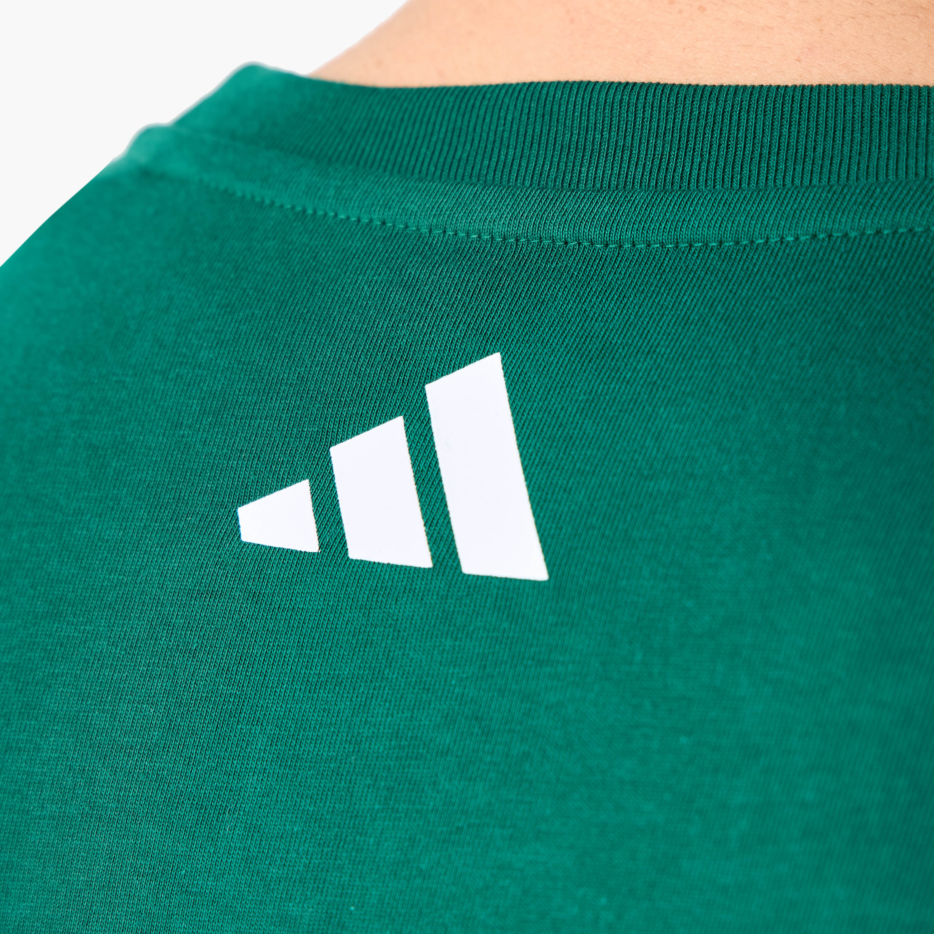 أديداس - تي شيرت طولي رموز الرسومات الجامعية - للرجال-men-clothing-sportswearandactivewear-tshirtsandpolos-image-5