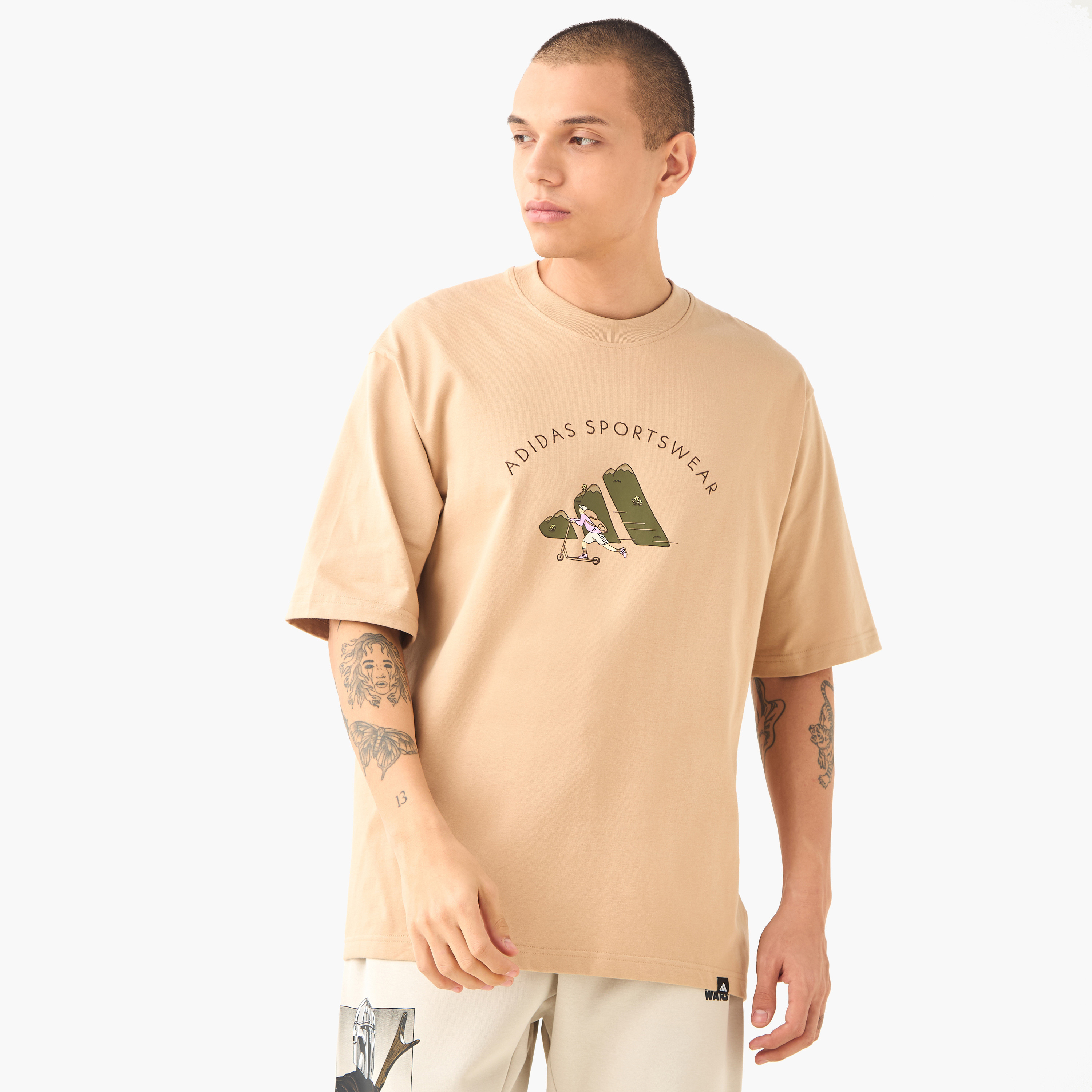 أديداس - تي شيرت رموز رسومات سكوتر دودل - للرجال-men-clothing-sportswearandactivewear-tshirtsandpolos-image-1