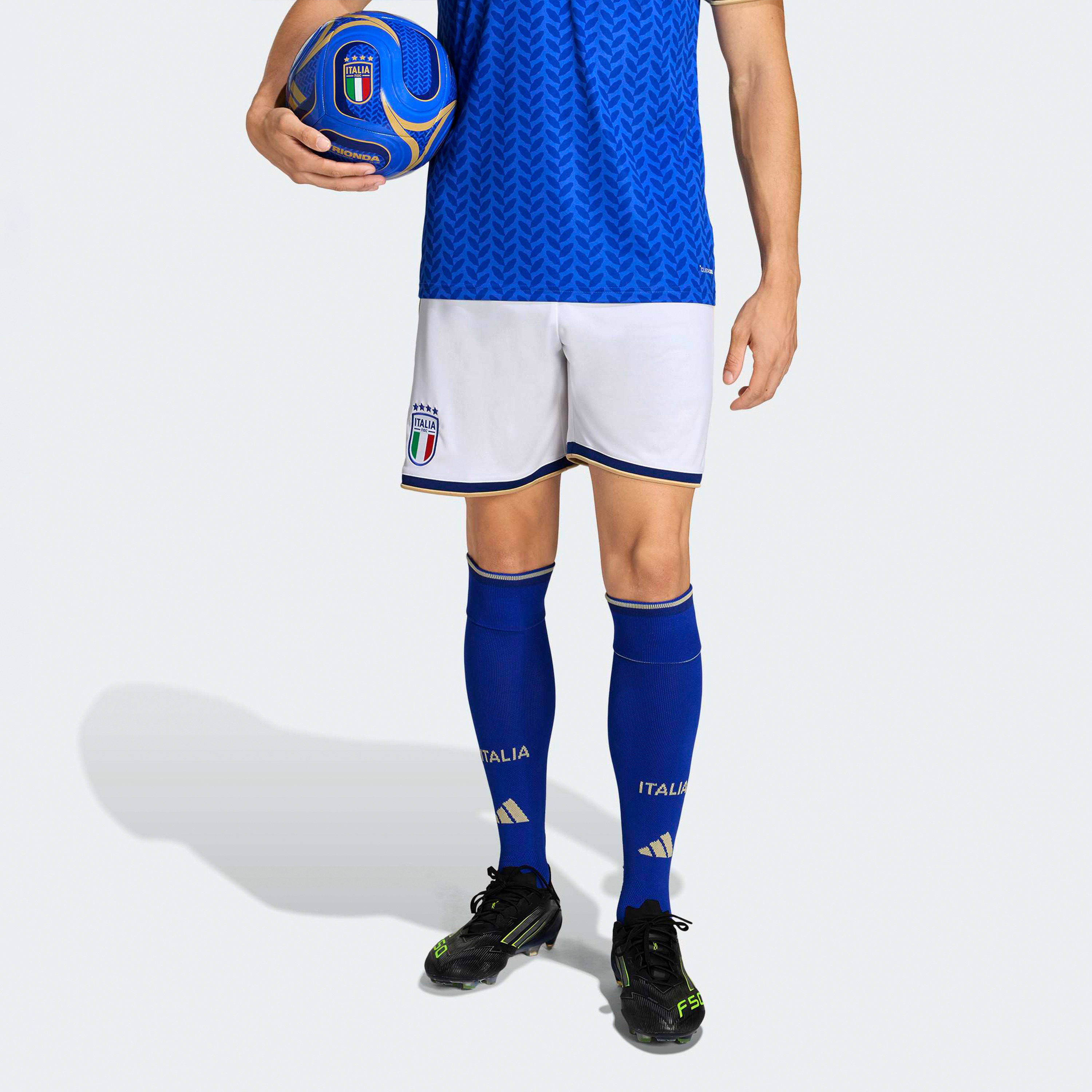 اديداس - شورت المنتخب الايطالي 26 الرسمي للرجال-men-clothing-bottoms-shorts-image-1