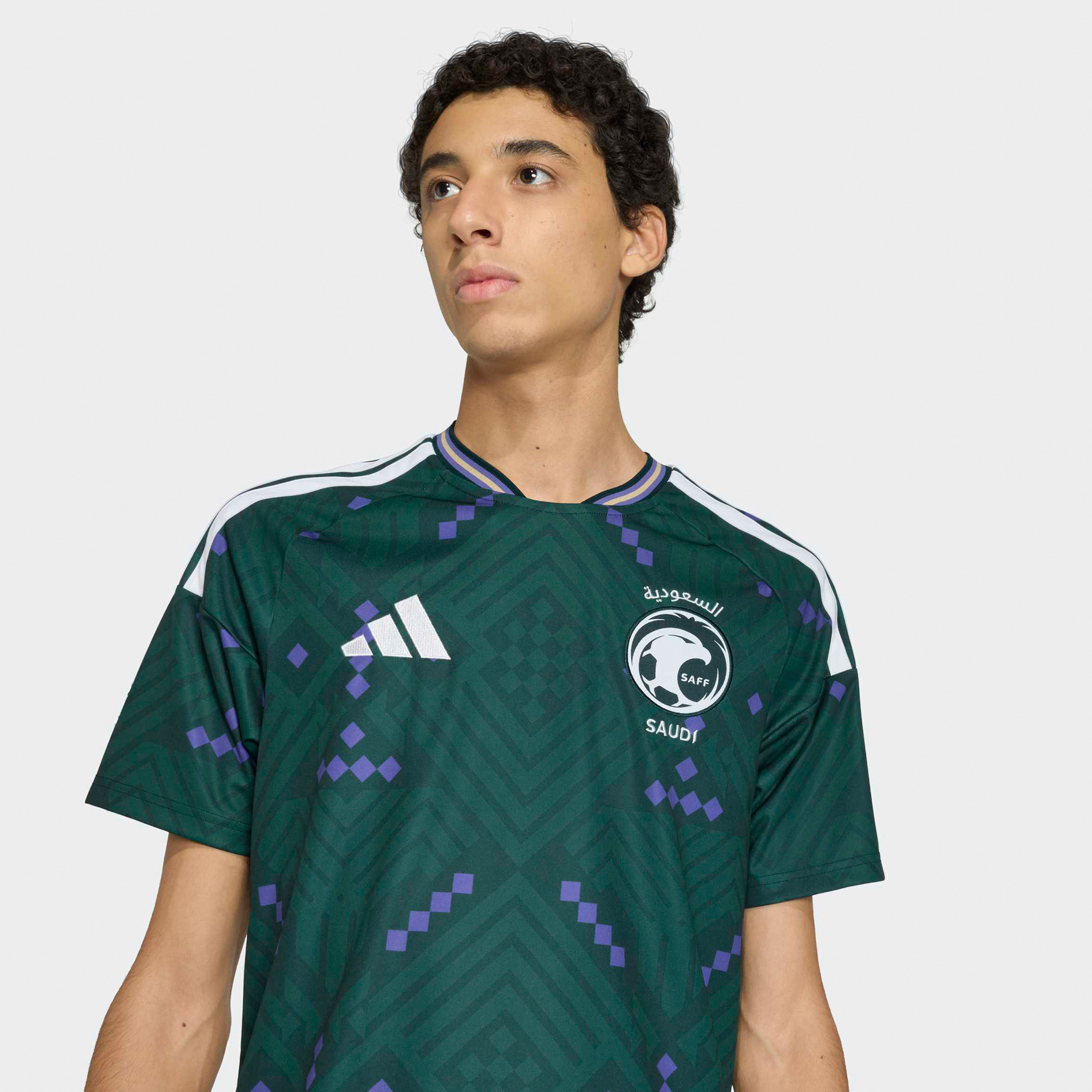 اديداس - قميص المنتخب السعودي للرجال لكأس العالم FIFA 2026-men-clothing-sportswearandactivewear-tshirtsandpolos-image-4
