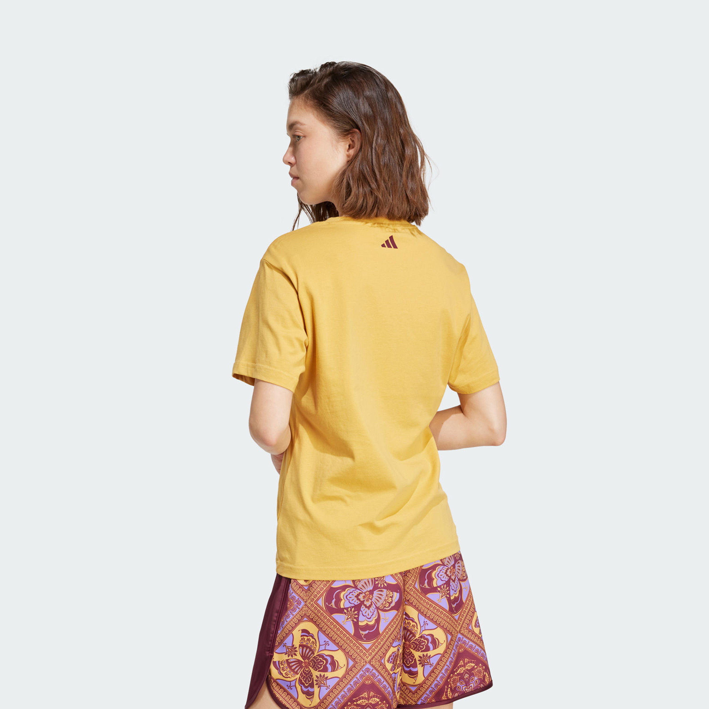 أديداس - تيشيرت جرافيكي اكس فارم للنساء | OE-sports-women-clothing-tshirtsandvests-image-3