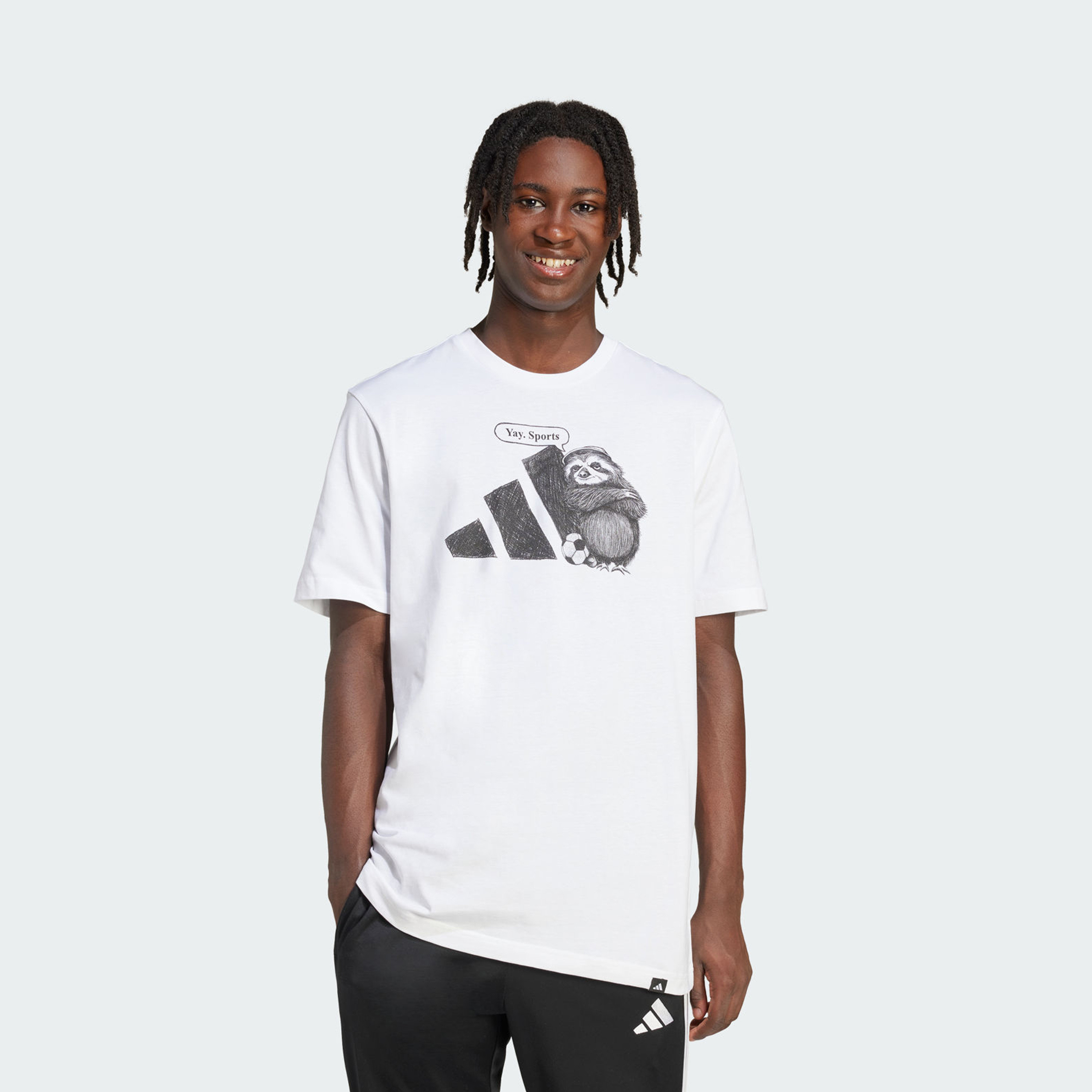 أديداس - تيشيرت جرافيكي ياي سبورتس للرجال | OE-men-clothing-sportswearandactivewear-tshirtsandpolos-image-1