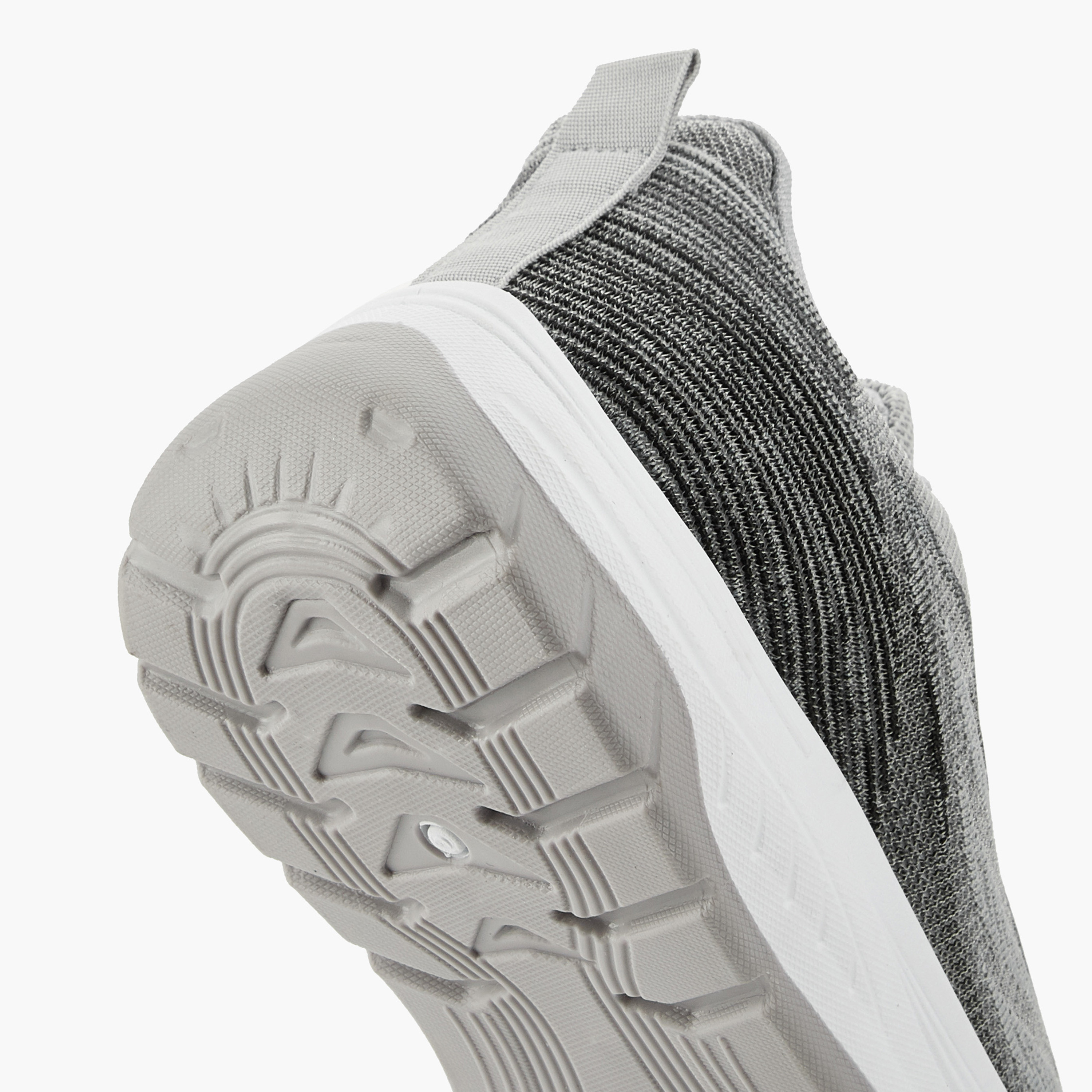 حذاء رياضي رجالي برباط من أوكلان من شو إكسبريس-men-shoes-sports-image-5